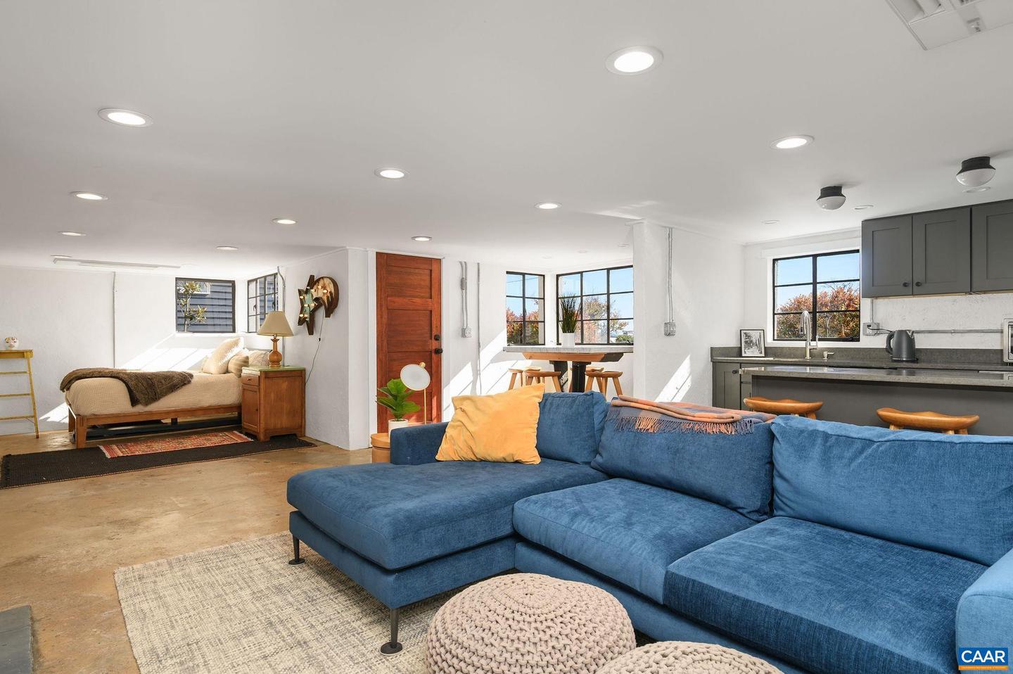 645 W FREDERICK ST, STAUNTON, Virginia 24401, 5 Bedrooms Bedrooms, ,3 BathroomsBathrooms,Residential,For sale,645 W FREDERICK ST,670920 MLS # 670920 645 W FREDERICK ST, STAUNTON, Virginia 24401, 5 Bedrooms Bedrooms, ,3 BathroomsBathrooms,Residential,For sale,645 W FREDERICK ST,670920 MLS # 670920