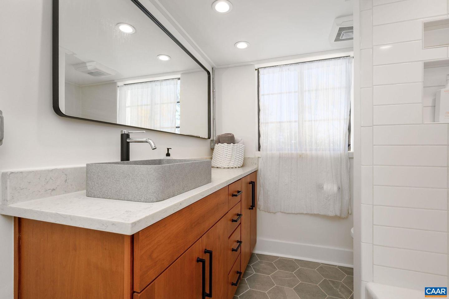 645 W FREDERICK ST, STAUNTON, Virginia 24401, 5 Bedrooms Bedrooms, ,3 BathroomsBathrooms,Residential,For sale,645 W FREDERICK ST,670920 MLS # 670920 645 W FREDERICK ST, STAUNTON, Virginia 24401, 5 Bedrooms Bedrooms, ,3 BathroomsBathrooms,Residential,For sale,645 W FREDERICK ST,670920 MLS # 670920