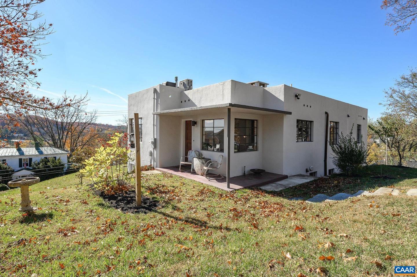 645 W FREDERICK ST, STAUNTON, Virginia 24401, 5 Bedrooms Bedrooms, ,3 BathroomsBathrooms,Residential,For sale,645 W FREDERICK ST,670920 MLS # 670920 645 W FREDERICK ST, STAUNTON, Virginia 24401, 5 Bedrooms Bedrooms, ,3 BathroomsBathrooms,Residential,For sale,645 W FREDERICK ST,670920 MLS # 670920