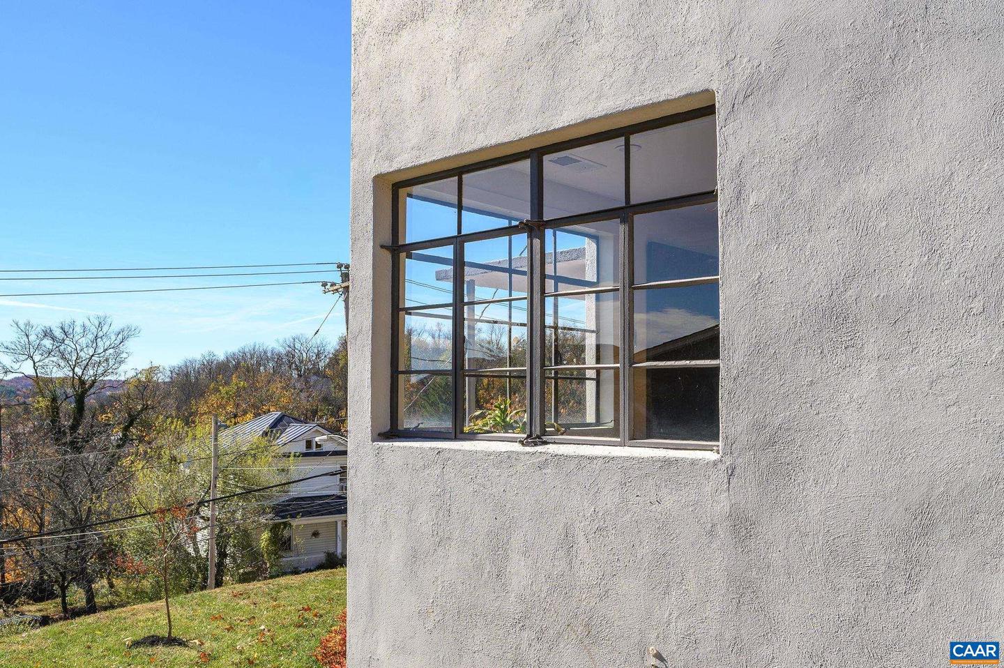 645 W FREDERICK ST, STAUNTON, Virginia 24401, 5 Bedrooms Bedrooms, ,3 BathroomsBathrooms,Residential,For sale,645 W FREDERICK ST,670920 MLS # 670920 645 W FREDERICK ST, STAUNTON, Virginia 24401, 5 Bedrooms Bedrooms, ,3 BathroomsBathrooms,Residential,For sale,645 W FREDERICK ST,670920 MLS # 670920