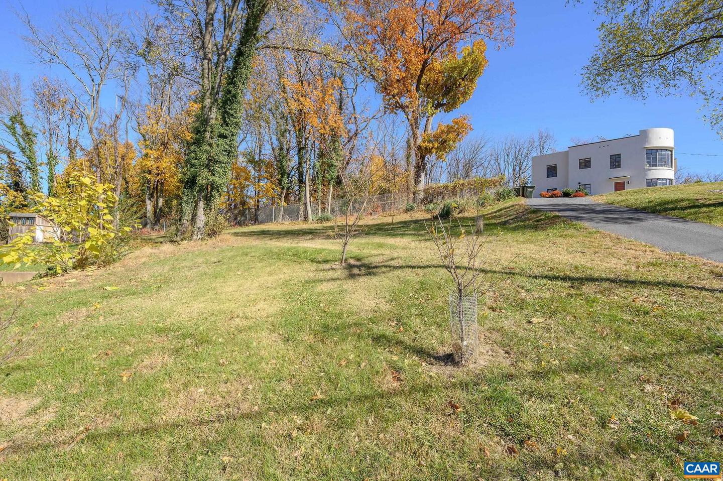 645 W FREDERICK ST, STAUNTON, Virginia 24401, 5 Bedrooms Bedrooms, ,3 BathroomsBathrooms,Residential,For sale,645 W FREDERICK ST,670920 MLS # 670920 645 W FREDERICK ST, STAUNTON, Virginia 24401, 5 Bedrooms Bedrooms, ,3 BathroomsBathrooms,Residential,For sale,645 W FREDERICK ST,670920 MLS # 670920