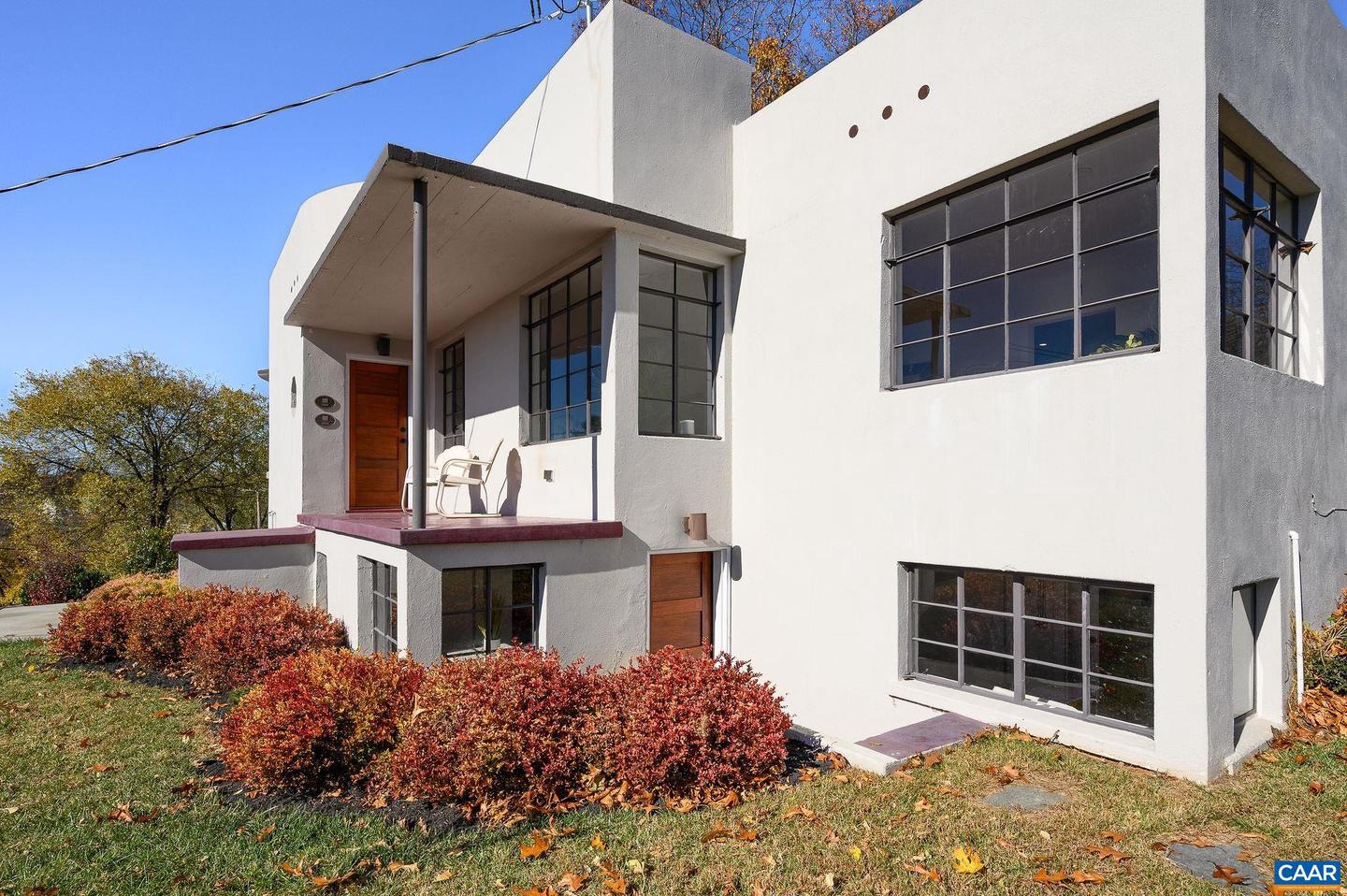 645 W FREDERICK ST, STAUNTON, Virginia 24401, 5 Bedrooms Bedrooms, ,3 BathroomsBathrooms,Residential,For sale,645 W FREDERICK ST,670920 MLS # 670920 645 W FREDERICK ST, STAUNTON, Virginia 24401, 5 Bedrooms Bedrooms, ,3 BathroomsBathrooms,Residential,For sale,645 W FREDERICK ST,670920 MLS # 670920