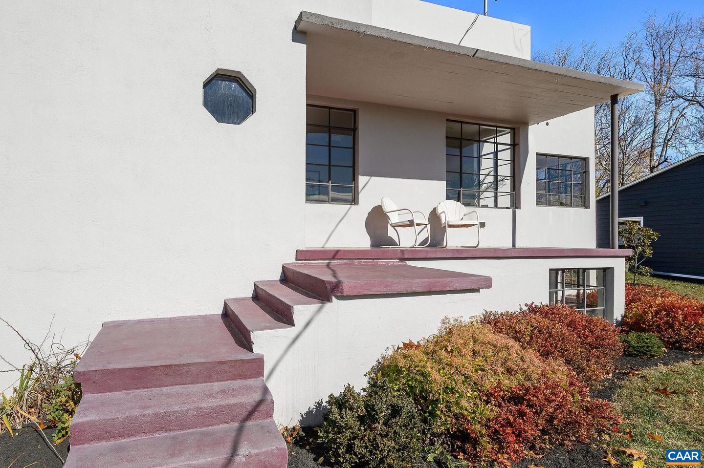 645 W FREDERICK ST, STAUNTON, Virginia 24401, 5 Bedrooms Bedrooms, ,3 BathroomsBathrooms,Residential,For sale,645 W FREDERICK ST,670920 MLS # 670920 645 W FREDERICK ST, STAUNTON, Virginia 24401, 5 Bedrooms Bedrooms, ,3 BathroomsBathrooms,Residential,For sale,645 W FREDERICK ST,670920 MLS # 670920