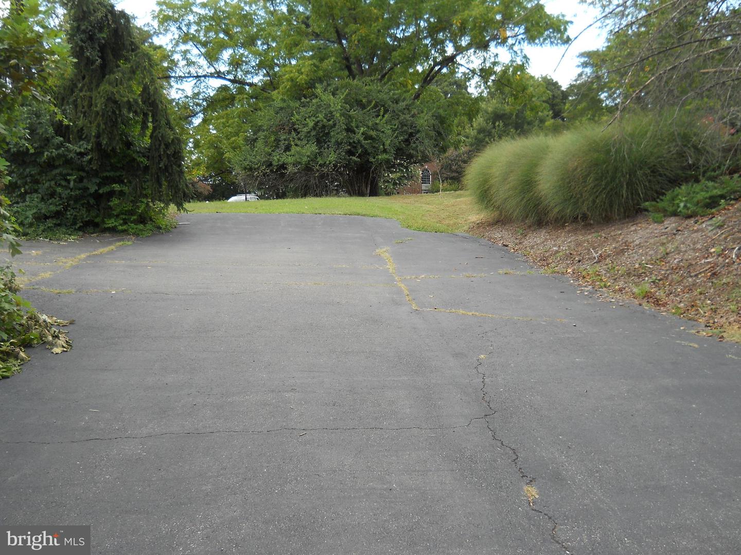 3424 JERMANTOWN RD, FAIRFAX, Virginia 22030, 4 Bedrooms Bedrooms, ,4 BathroomsBathrooms,Residential,For sale,3424 JERMANTOWN RD,VAFX2278526 MLS # VAFX2278526