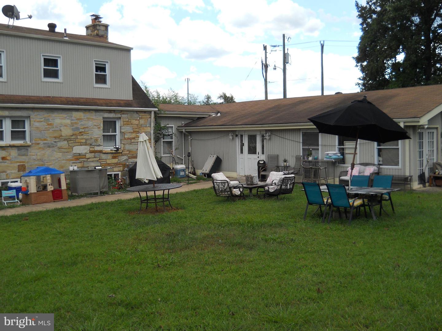 3424 JERMANTOWN RD, FAIRFAX, Virginia 22030, 4 Bedrooms Bedrooms, ,4 BathroomsBathrooms,Residential,For sale,3424 JERMANTOWN RD,VAFX2278526 MLS # VAFX2278526