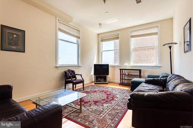 1414 W MARSHALL ST #409, RICHMOND, Virginia 23220, 3 Bedrooms Bedrooms, 5 Rooms Rooms,3 BathroomsBathrooms,Residential,For sale,1414 W MARSHALL ST #409,VARC2000786 MLS # VARC2000786