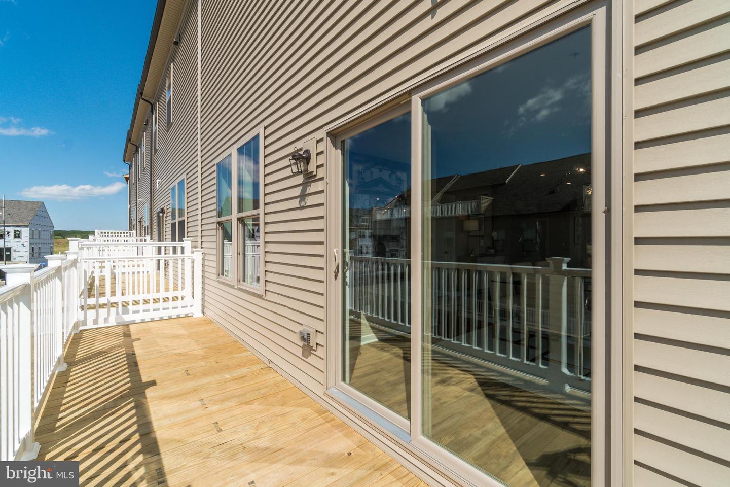 1029 INFERNO TER SE, LEESBURG, Virginia 20175, 3 Bedrooms Bedrooms, ,2 BathroomsBathrooms,Residential,For sale,1029 INFERNO TER SE,VALO2110876 MLS # VALO2110876