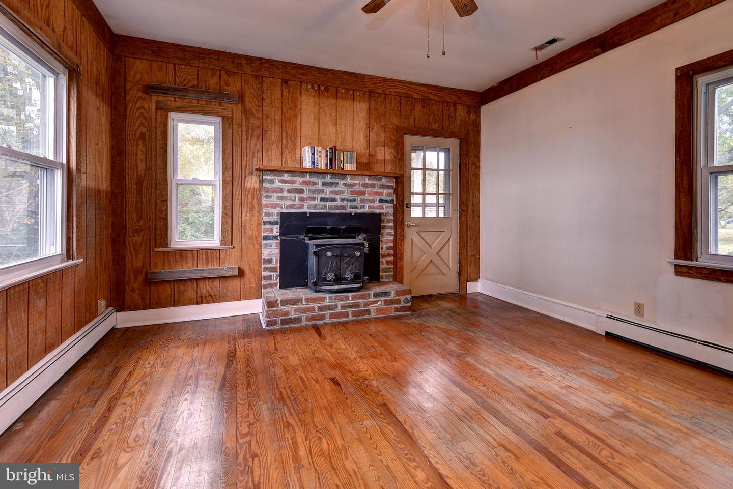 1126 CLOVERDALE RD, LANEVIEW, Virginia 22504, 4 Bedrooms Bedrooms, 8 Rooms Rooms,3 BathroomsBathrooms,Residential,For sale,1126 CLOVERDALE RD,VAES2002086 MLS # VAES2002086 1126 CLOVERDALE RD, LANEVIEW, Virginia 22504, 4 Bedrooms Bedrooms, 8 Rooms Rooms,3 BathroomsBathrooms,Residential,For sale,1126 CLOVERDALE RD,VAES2002086 MLS # VAES2002086