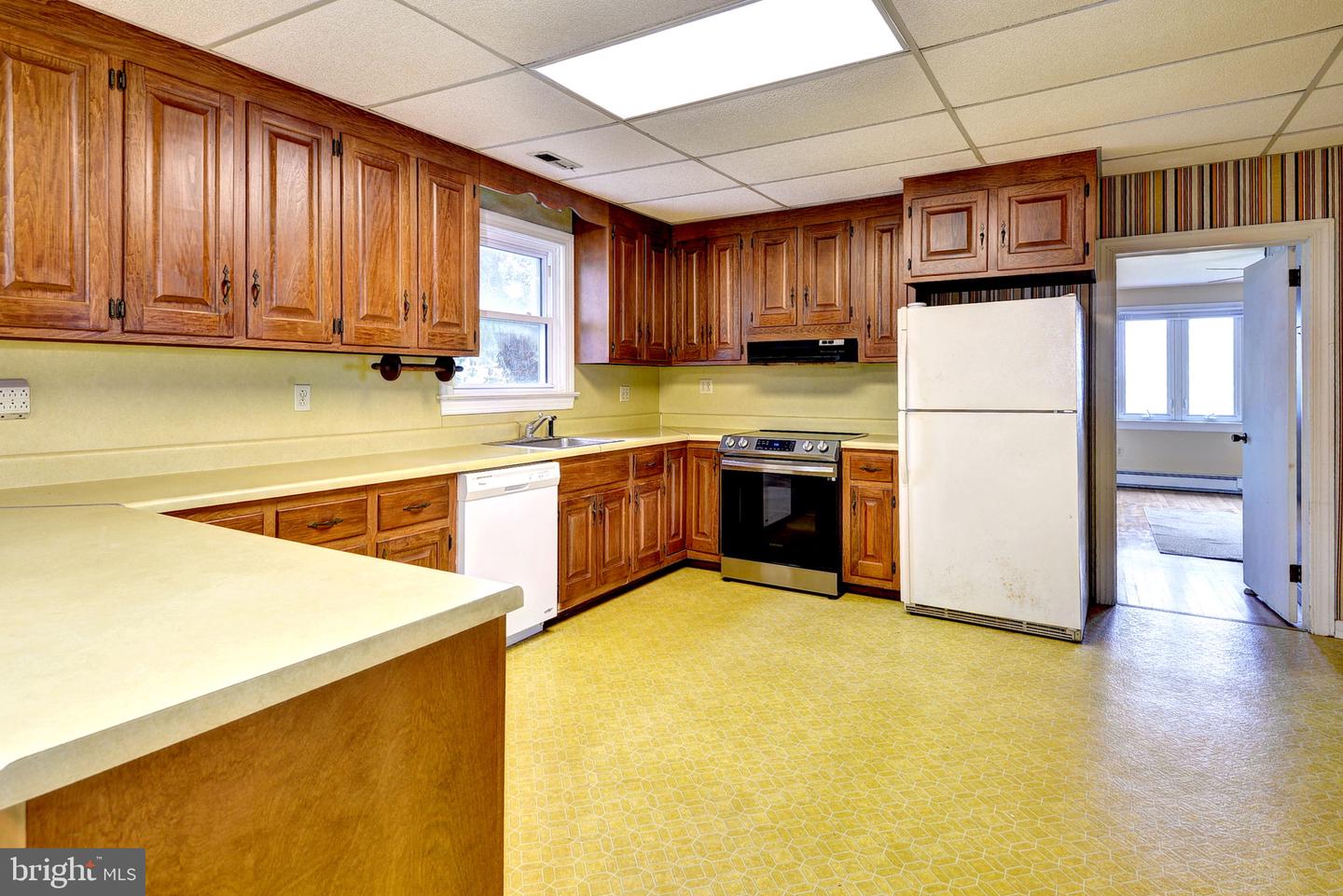 1126 CLOVERDALE RD, LANEVIEW, Virginia 22504, 4 Bedrooms Bedrooms, 8 Rooms Rooms,3 BathroomsBathrooms,Residential,For sale,1126 CLOVERDALE RD,VAES2002086 MLS # VAES2002086 1126 CLOVERDALE RD, LANEVIEW, Virginia 22504, 4 Bedrooms Bedrooms, 8 Rooms Rooms,3 BathroomsBathrooms,Residential,For sale,1126 CLOVERDALE RD,VAES2002086 MLS # VAES2002086