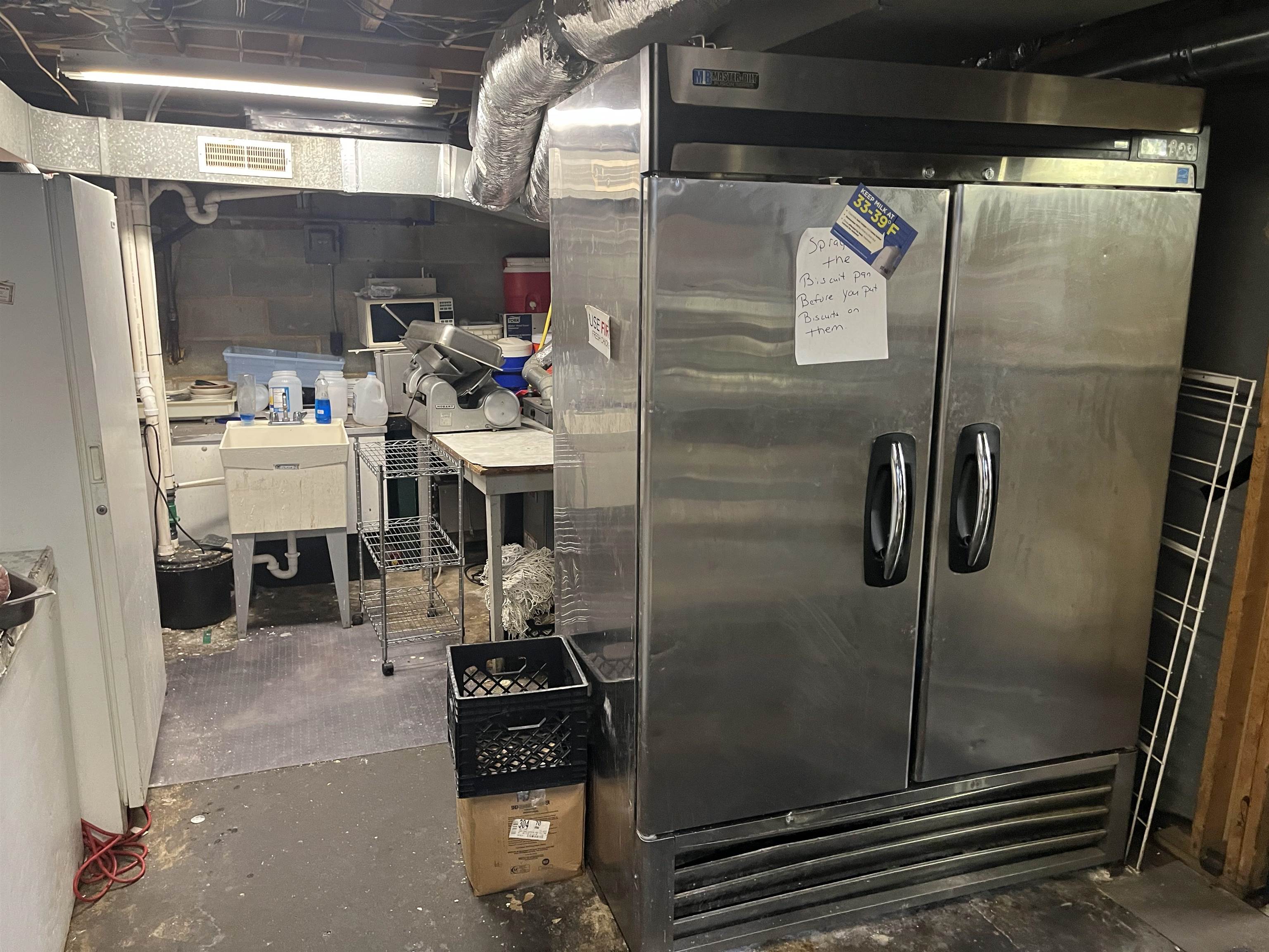 2635 W BEVERLEY ST, STAUNTON, Virginia 24401, ,Commercial,2635 W BEVERLEY ST,670930 MLS # 670930 2635 W BEVERLEY ST, STAUNTON, Virginia 24401, ,Commercial,2635 W BEVERLEY ST,670930 MLS # 670930