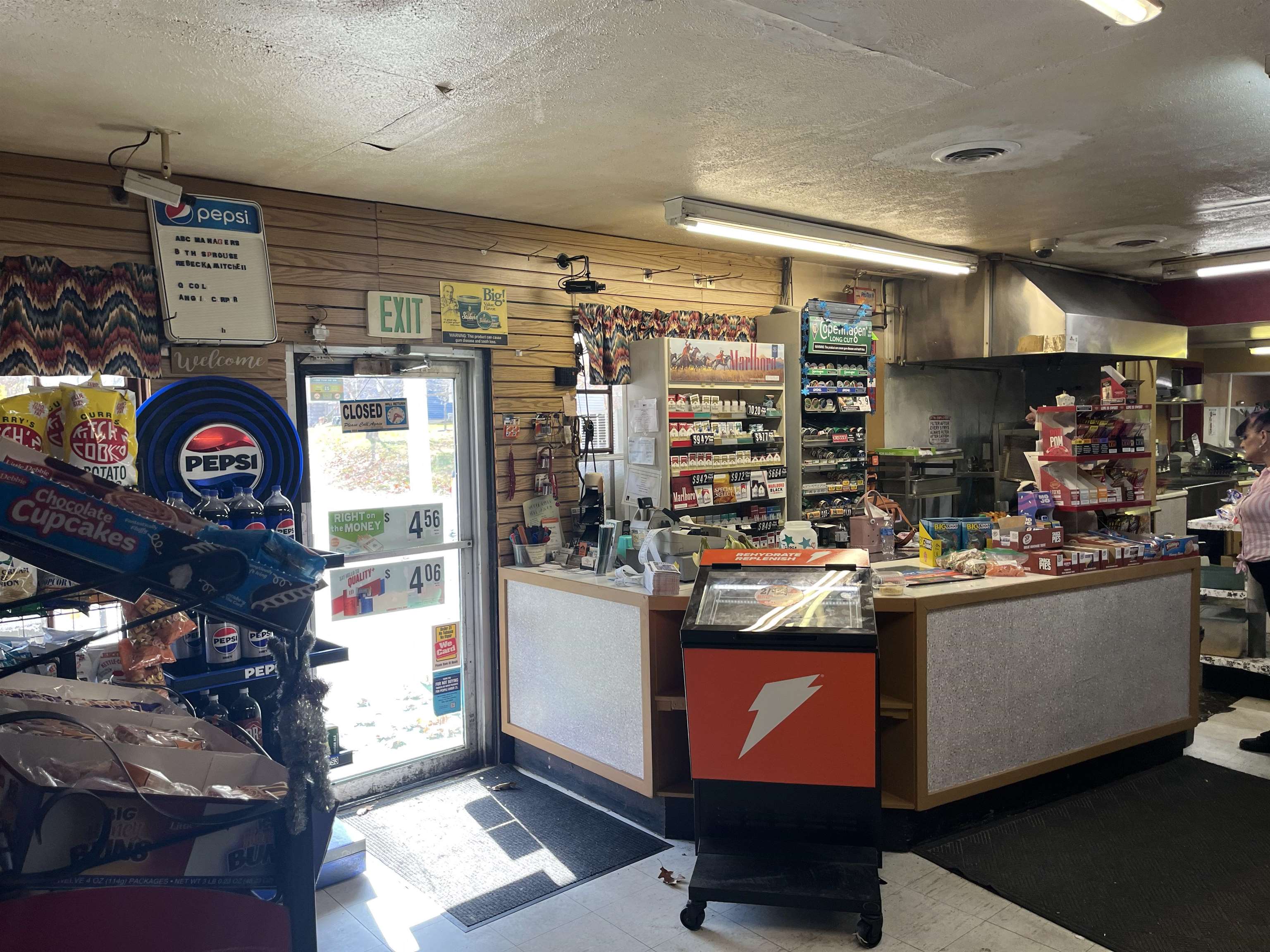 2635 W BEVERLEY ST, STAUNTON, Virginia 24401, ,Commercial,2635 W BEVERLEY ST,670930 MLS # 670930 2635 W BEVERLEY ST, STAUNTON, Virginia 24401, ,Commercial,2635 W BEVERLEY ST,670930 MLS # 670930