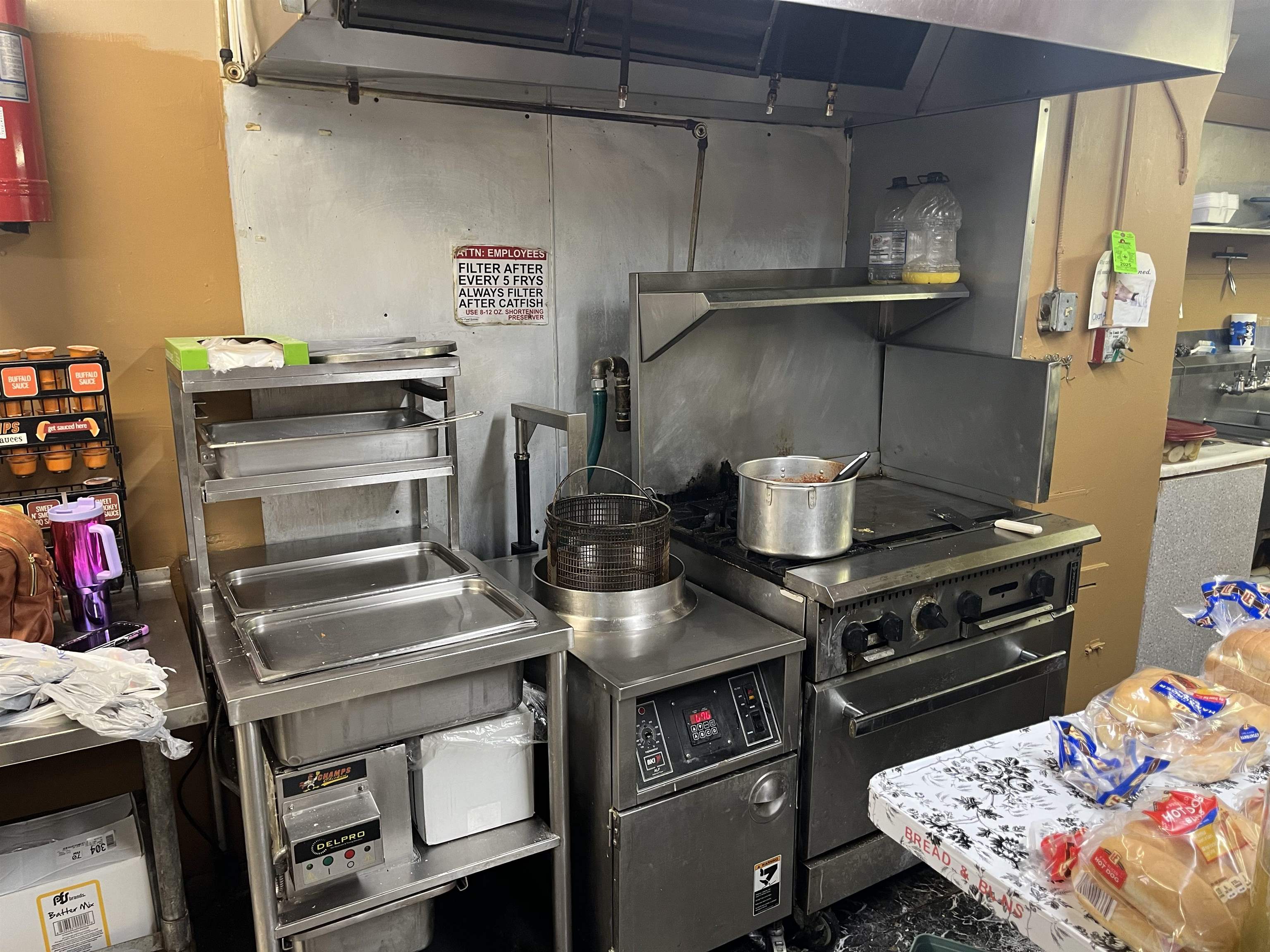 2635 W BEVERLEY ST, STAUNTON, Virginia 24401, ,Commercial,2635 W BEVERLEY ST,670930 MLS # 670930 2635 W BEVERLEY ST, STAUNTON, Virginia 24401, ,Commercial,2635 W BEVERLEY ST,670930 MLS # 670930