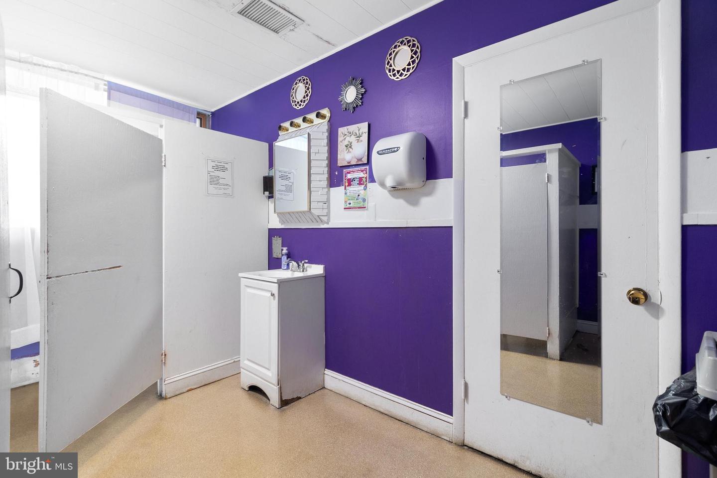 5001 BACKLICK RD, ANNANDALE, Virginia 22003, ,Land,For sale,5001 BACKLICK RD,VAFX2120992 MLS # VAFX2120992