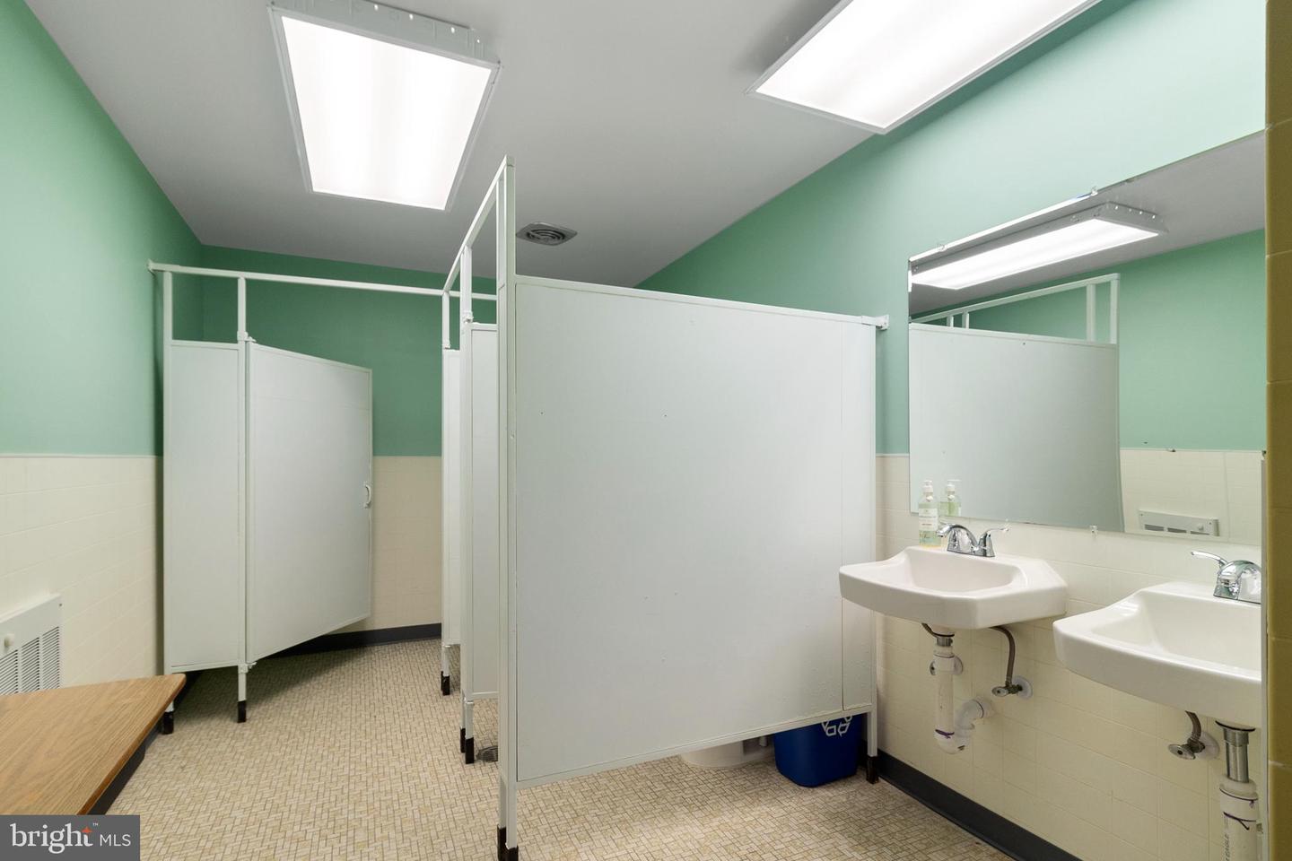 5001 BACKLICK RD, ANNANDALE, Virginia 22003, ,Land,For sale,5001 BACKLICK RD,VAFX2120992 MLS # VAFX2120992