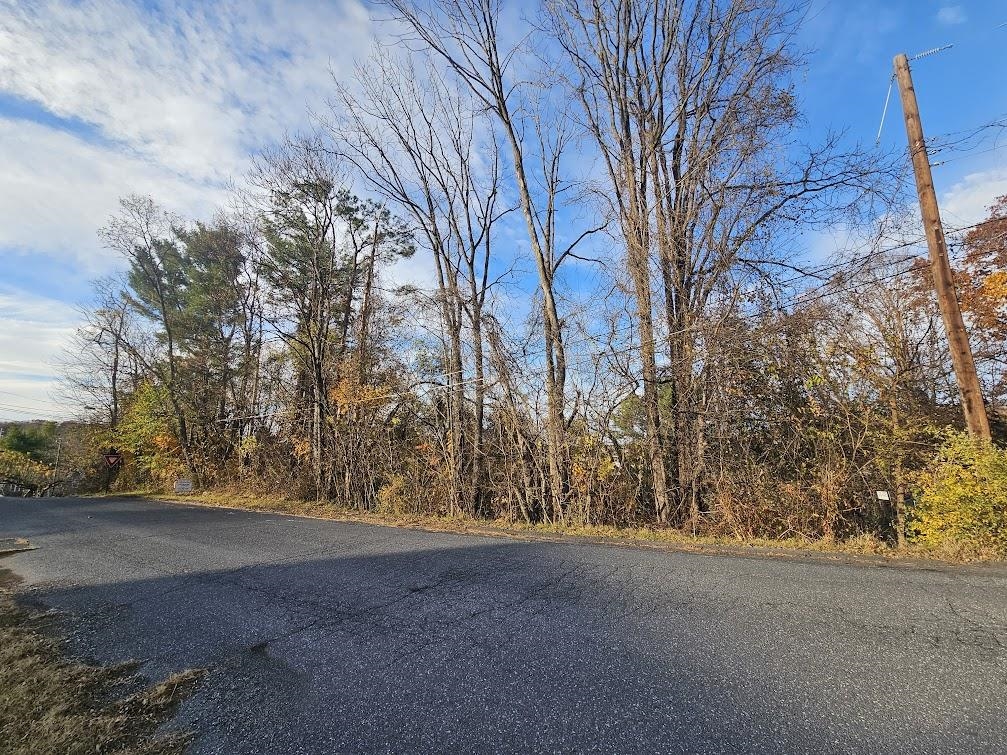 TBD COMMODORE ST, STAUNTON, Virginia 24401, ,Land,Hanger new lot 0.39 acres,TBD COMMODORE ST,670953 MLS # 670953