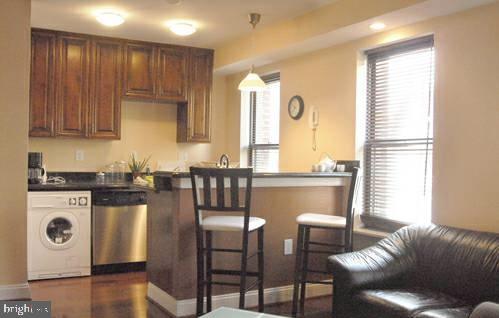 1125 12TH ST NW #64, WASHINGTON, District Of Columbia 20005, 1 Bedroom Bedrooms, ,1 BathroomBathrooms,Residential,For sale,1125 12TH ST NW #64,DCDC2196864 MLS # DCDC2196864