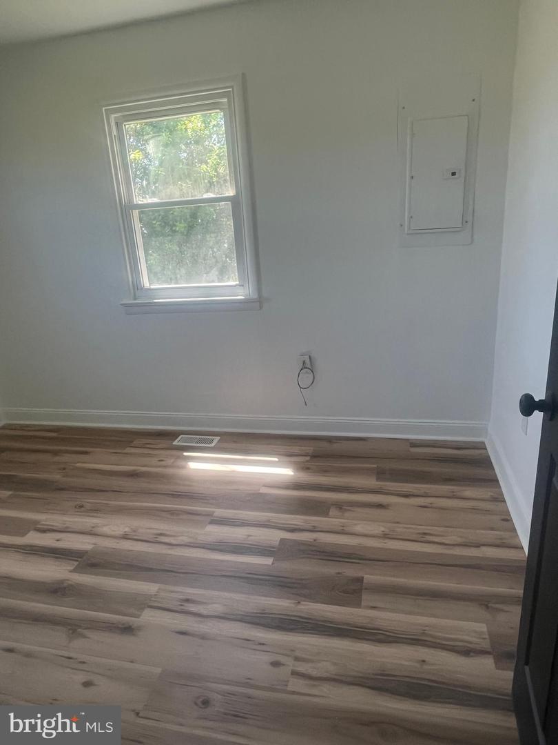 1807 CALVARY CHURCH RD, WARSAW, Virginia 22572, 3 Bedrooms Bedrooms, ,2 BathroomsBathrooms,Residential,For sale,1807 CALVARY CHURCH RD,VARV2000502 MLS # VARV2000502