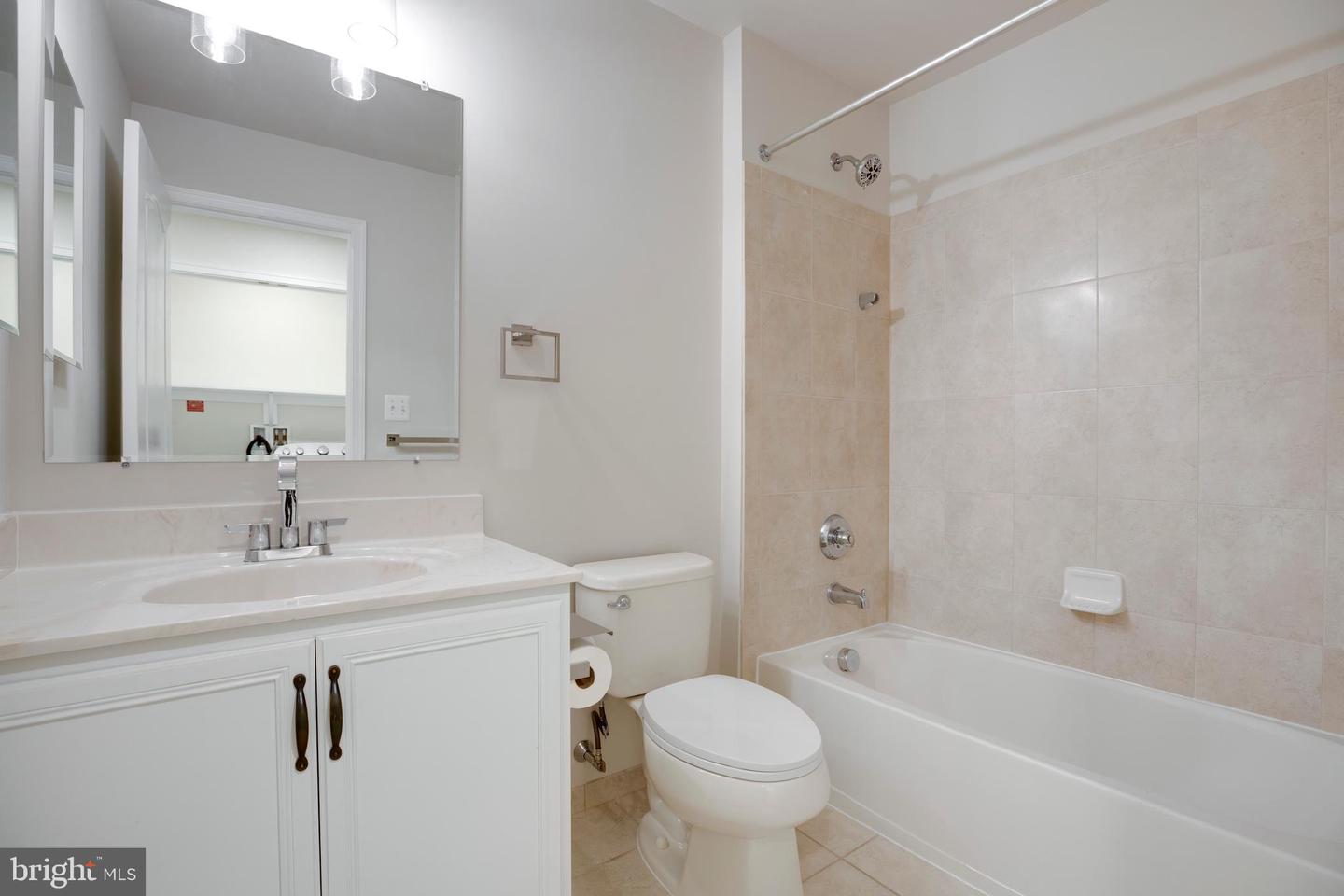 43180 LOUDOUN RESERVE DR, ASHBURN, Virginia 20148, 4 Bedrooms Bedrooms, ,3 BathroomsBathrooms,Residential,For sale,43180 LOUDOUN RESERVE DR,VALO2097976 MLS # VALO2097976