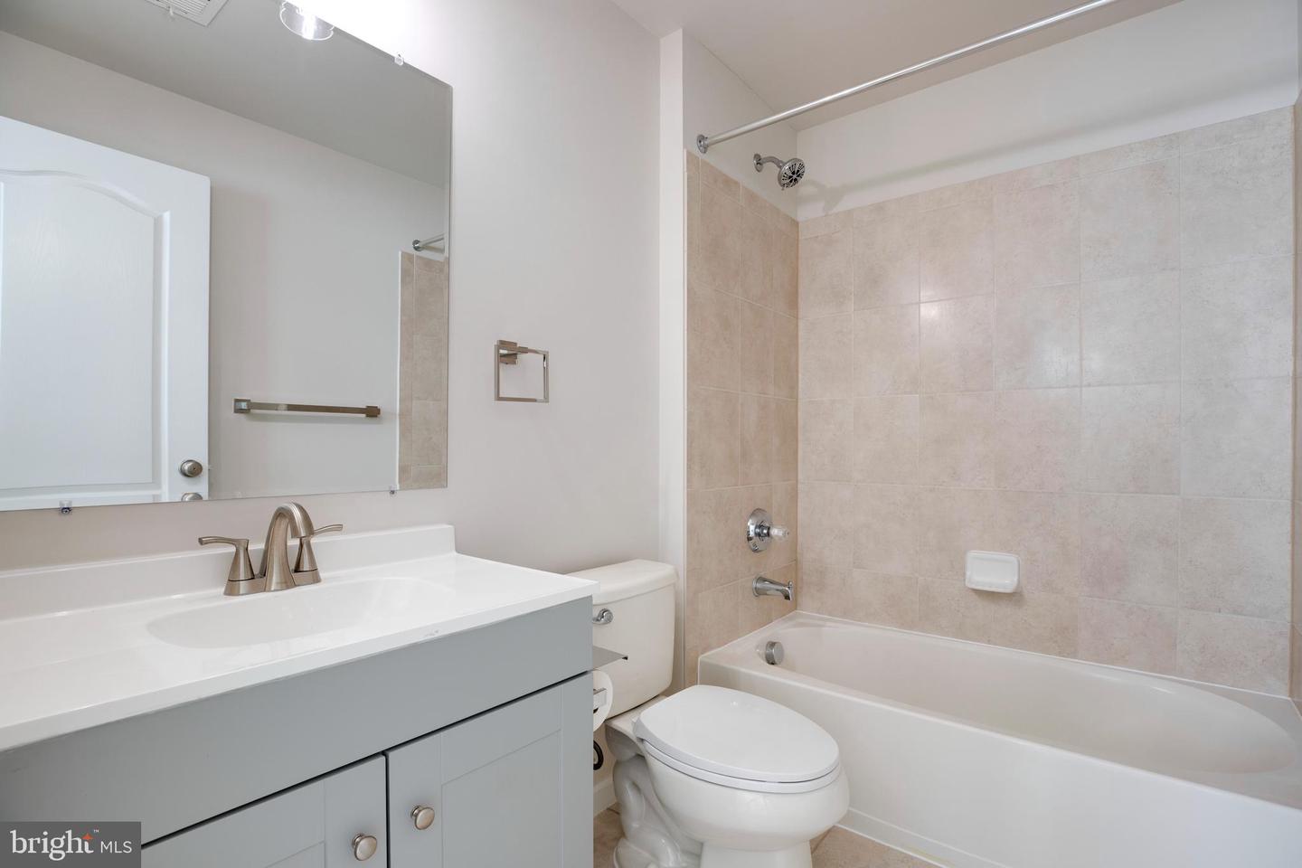 43180 LOUDOUN RESERVE DR, ASHBURN, Virginia 20148, 4 Bedrooms Bedrooms, ,3 BathroomsBathrooms,Residential,For sale,43180 LOUDOUN RESERVE DR,VALO2097976 MLS # VALO2097976