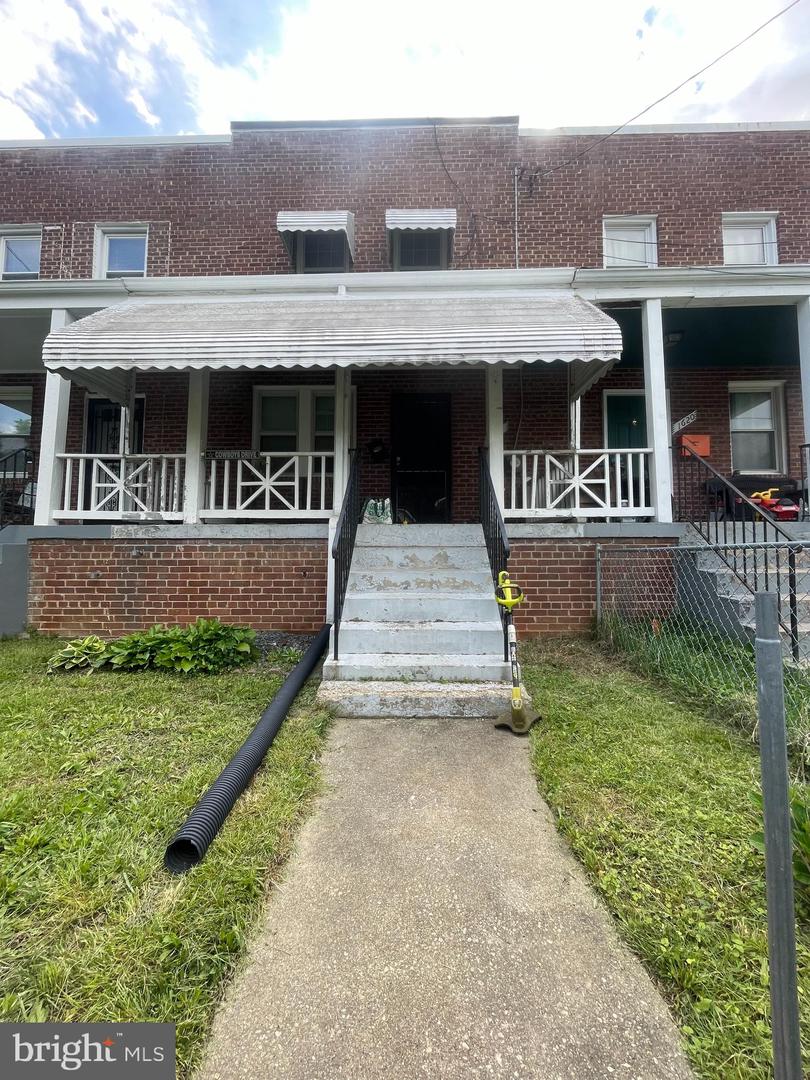 1618 FORT DUPONT ST SE, WASHINGTON, District Of Columbia 20020, 2 Bedrooms Bedrooms, ,2 BathroomsBathrooms,Residential,For sale,1618 FORT DUPONT ST SE,DCDC2202686 MLS # DCDC2202686