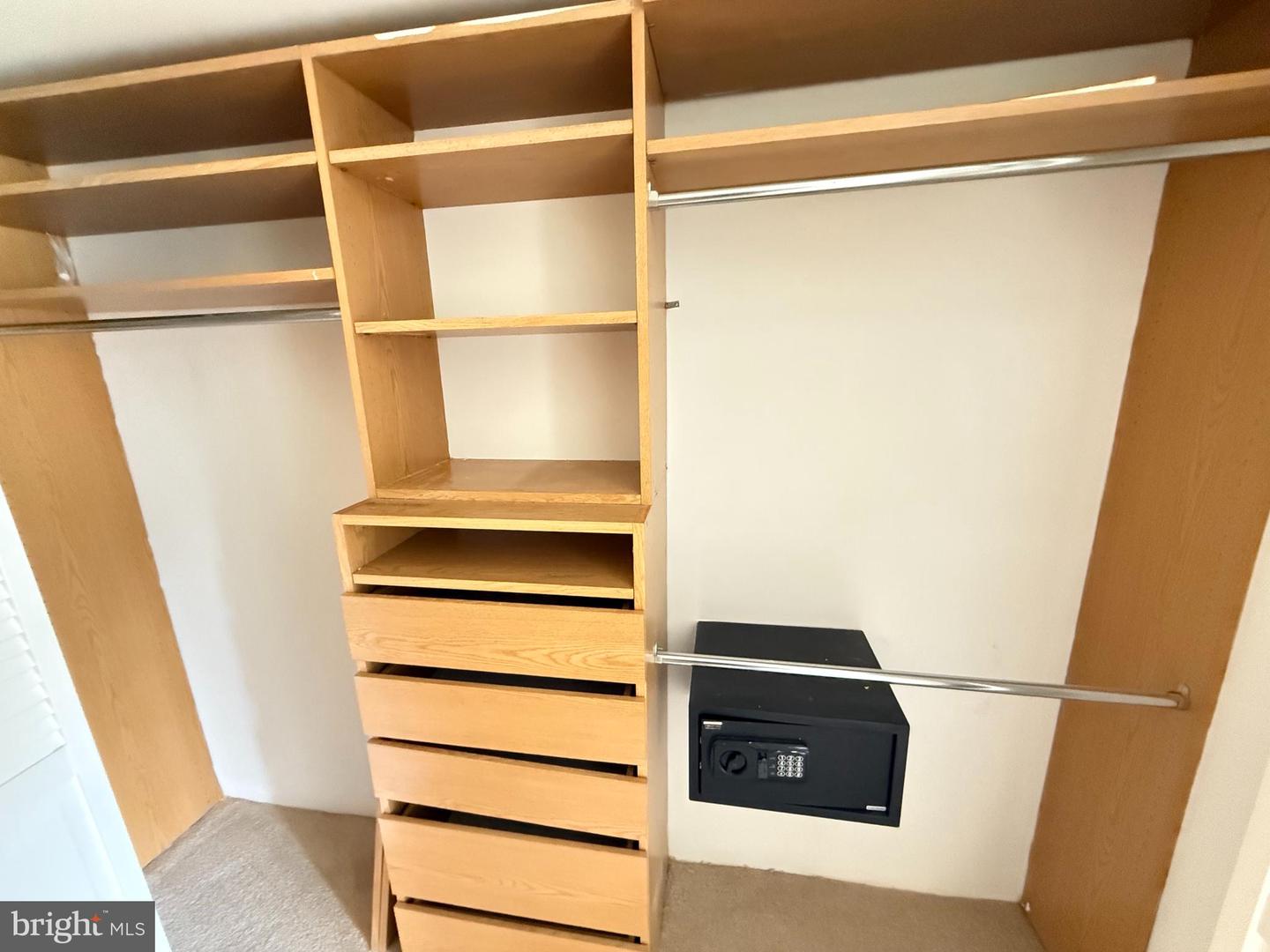 6300 STEVENSON AVE #419, ALEXANDRIA, Virginia 22304, 1 Bedroom Bedrooms, ,1 BathroomBathrooms,Residential,For sale,6300 STEVENSON AVE #419,VAAX2046576 MLS # VAAX2046576