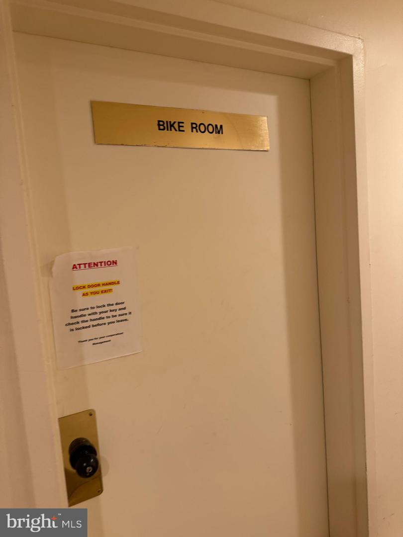 6300 STEVENSON AVE #419, ALEXANDRIA, Virginia 22304, 1 Bedroom Bedrooms, ,1 BathroomBathrooms,Residential,For sale,6300 STEVENSON AVE #419,VAAX2046576 MLS # VAAX2046576