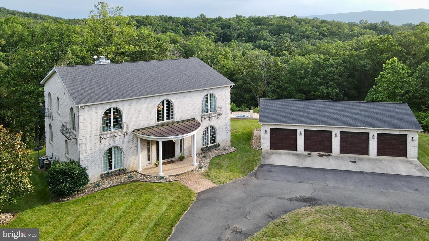 207 WESTVIEW DR, WINCHESTER, Virginia 22603, 7 Bedrooms Bedrooms, ,4 BathroomsBathrooms,Residential,For sale,207 WESTVIEW DR,VAFV2035104 MLS # VAFV2035104 207 WESTVIEW DR, WINCHESTER, Virginia 22603, 7 Bedrooms Bedrooms, ,4 BathroomsBathrooms,Residential,For sale,207 WESTVIEW DR,VAFV2035104 MLS # VAFV2035104