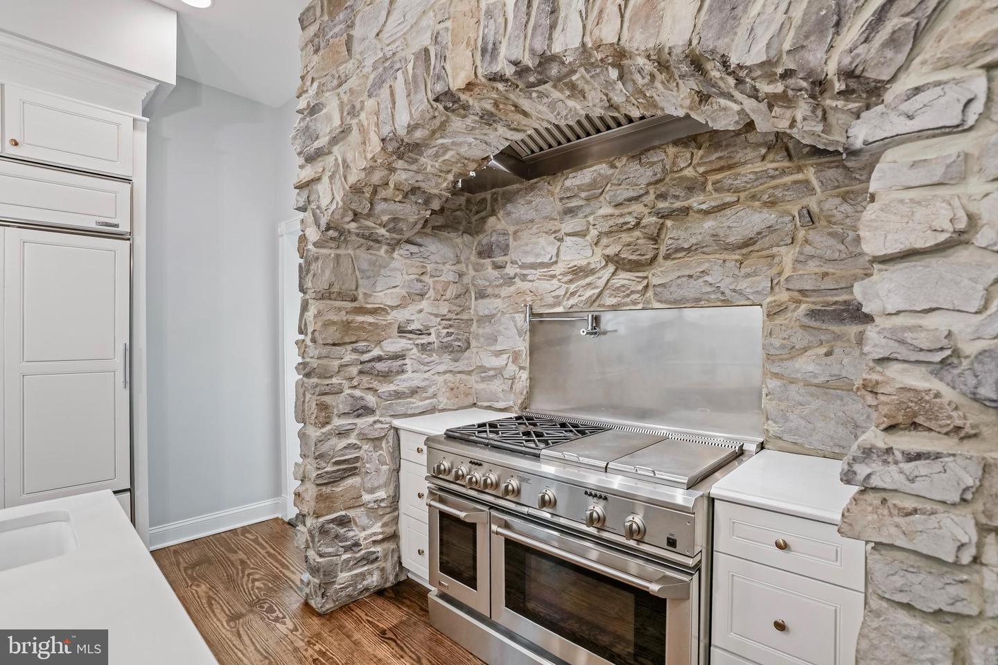 207 WESTVIEW DR, WINCHESTER, Virginia 22603, 7 Bedrooms Bedrooms, ,4 BathroomsBathrooms,Residential,For sale,207 WESTVIEW DR,VAFV2035104 MLS # VAFV2035104 207 WESTVIEW DR, WINCHESTER, Virginia 22603, 7 Bedrooms Bedrooms, ,4 BathroomsBathrooms,Residential,For sale,207 WESTVIEW DR,VAFV2035104 MLS # VAFV2035104