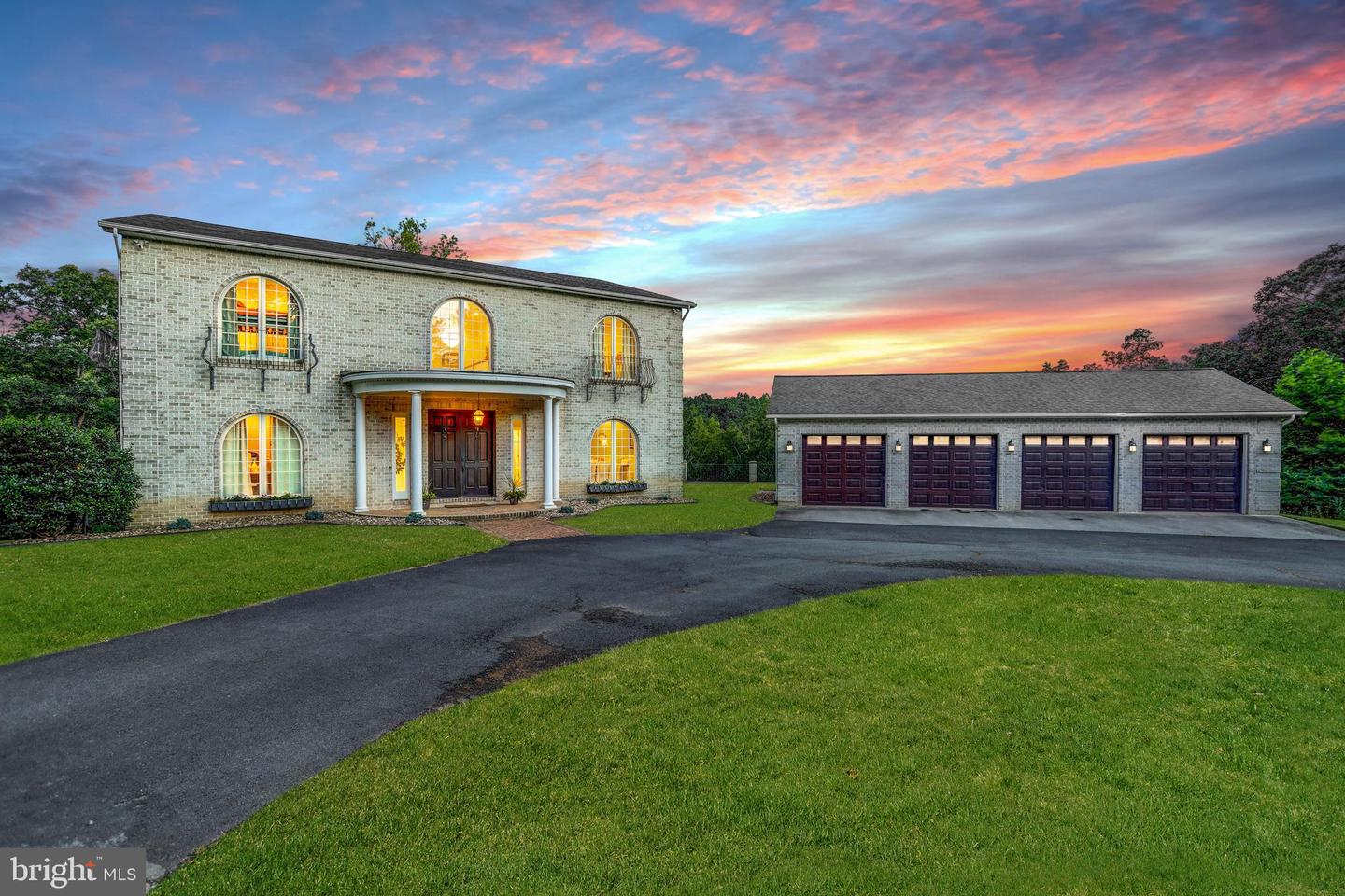 207 WESTVIEW DR, WINCHESTER, Virginia 22603, 7 Bedrooms Bedrooms, ,4 BathroomsBathrooms,Residential,For sale,207 WESTVIEW DR,VAFV2035104 MLS # VAFV2035104 207 WESTVIEW DR, WINCHESTER, Virginia 22603, 7 Bedrooms Bedrooms, ,4 BathroomsBathrooms,Residential,For sale,207 WESTVIEW DR,VAFV2035104 MLS # VAFV2035104