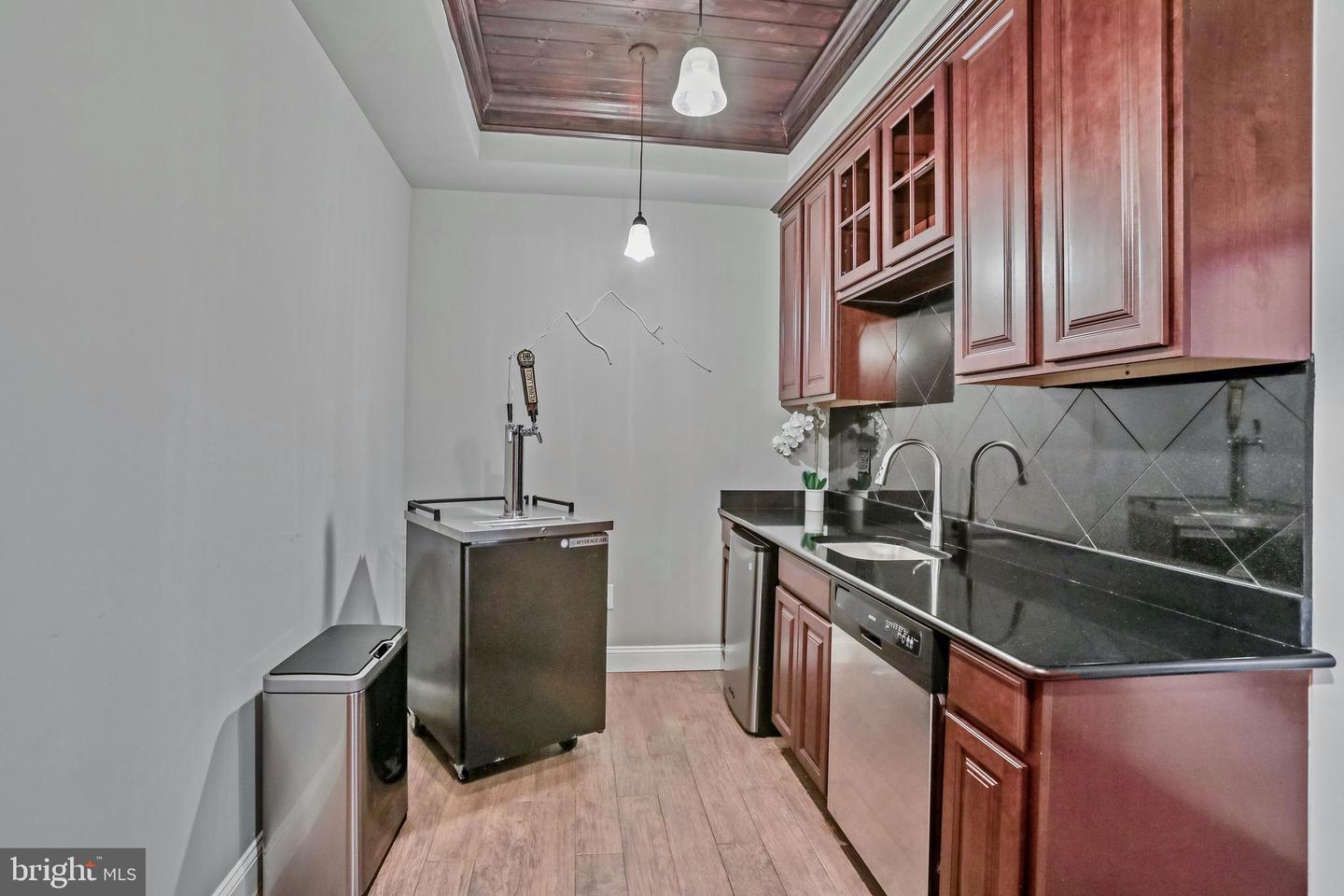 207 WESTVIEW DR, WINCHESTER, Virginia 22603, 7 Bedrooms Bedrooms, ,4 BathroomsBathrooms,Residential,For sale,207 WESTVIEW DR,VAFV2035104 MLS # VAFV2035104 207 WESTVIEW DR, WINCHESTER, Virginia 22603, 7 Bedrooms Bedrooms, ,4 BathroomsBathrooms,Residential,For sale,207 WESTVIEW DR,VAFV2035104 MLS # VAFV2035104