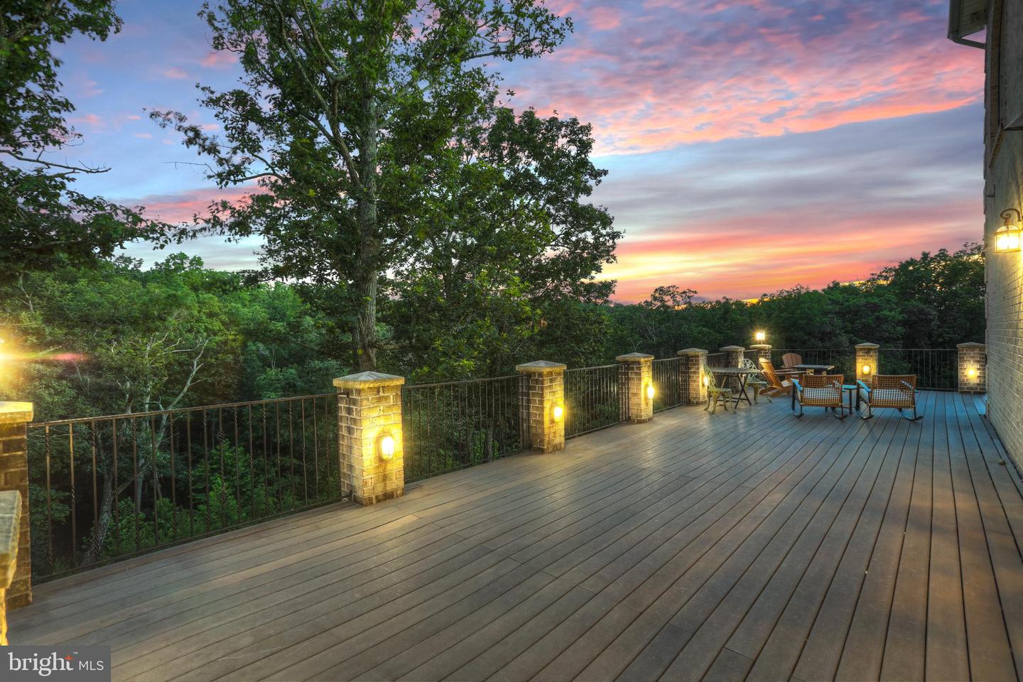 207 WESTVIEW DR, WINCHESTER, Virginia 22603, 7 Bedrooms Bedrooms, ,4 BathroomsBathrooms,Residential,For sale,207 WESTVIEW DR,VAFV2035104 MLS # VAFV2035104 207 WESTVIEW DR, WINCHESTER, Virginia 22603, 7 Bedrooms Bedrooms, ,4 BathroomsBathrooms,Residential,For sale,207 WESTVIEW DR,VAFV2035104 MLS # VAFV2035104