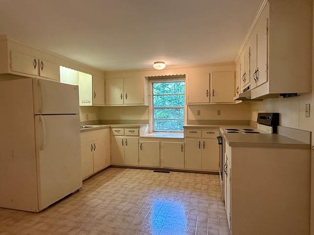 1921 S LAKESHORE DR, LOUISA, Virginia 23093, 2 Bedrooms Bedrooms, ,2 BathroomsBathrooms,Residential,1921 S LAKESHORE DR,666002 MLS # 666002