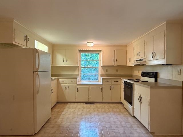 1921 S LAKESHORE DR, LOUISA, Virginia 23093, 2 Bedrooms Bedrooms, ,2 BathroomsBathrooms,Residential,1921 S LAKESHORE DR,666002 MLS # 666002