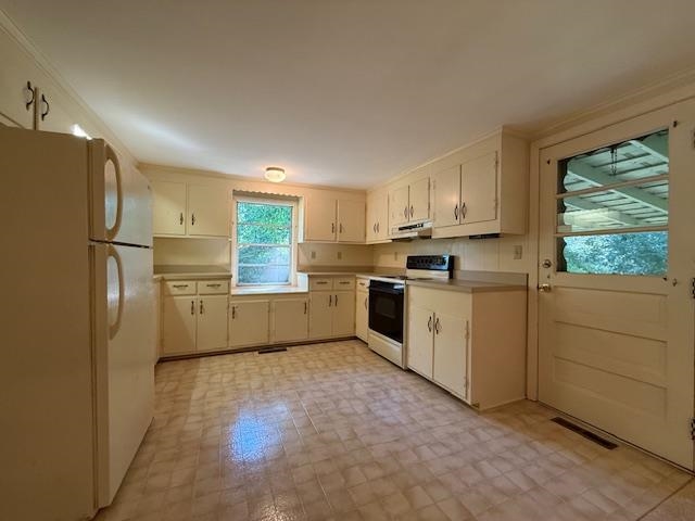 1921 S LAKESHORE DR, LOUISA, Virginia 23093, 2 Bedrooms Bedrooms, ,2 BathroomsBathrooms,Residential,1921 S LAKESHORE DR,666002 MLS # 666002