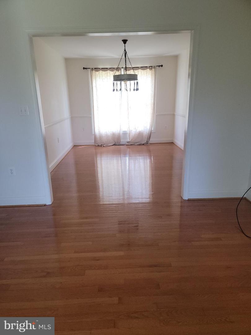 915 VIRGINIA AVE, CULPEPER, Virginia 22701, 4 Bedrooms Bedrooms, ,3 BathroomsBathrooms,Residential,For sale,915 VIRGINIA AVE,VACU2010972 MLS # VACU2010972 915 VIRGINIA AVE, CULPEPER, Virginia 22701, 4 Bedrooms Bedrooms, ,3 BathroomsBathrooms,Residential,For sale,915 VIRGINIA AVE,VACU2010972 MLS # VACU2010972