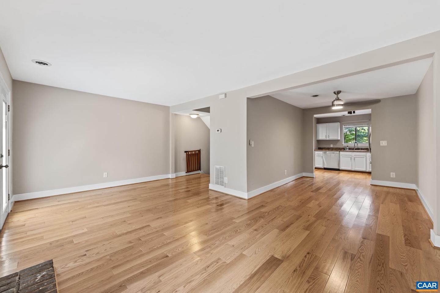 583 SOUTHAMPTON CT, CHARLOTTESVILLE, Virginia 22901, 3 Bedrooms Bedrooms, ,2 BathroomsBathrooms,Residential,For sale,583 SOUTHAMPTON CT,667073 MLS # 667073