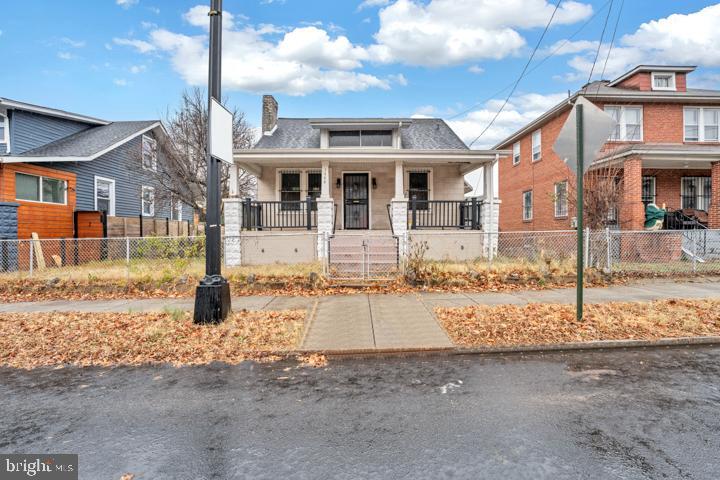 1444 T ST SE, WASHINGTON, District Of Columbia 20020, 3 Bedrooms Bedrooms, ,1 BathroomBathrooms,Residential,For sale,1444 T ST SE,DCDC2212888 MLS # DCDC2212888