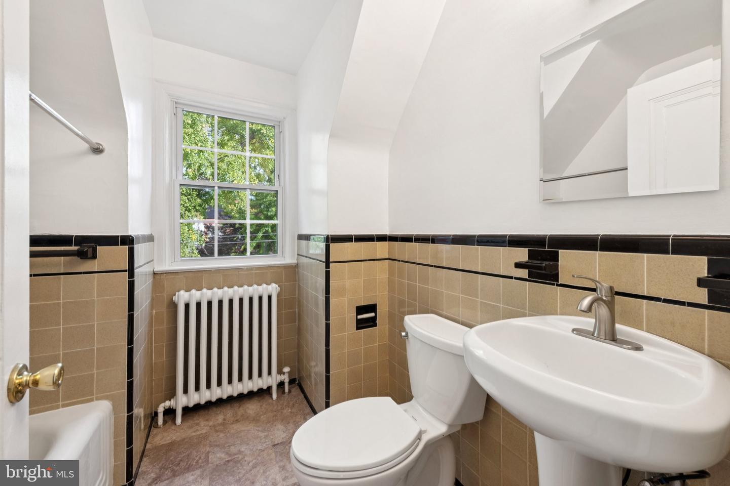 1350 SOMERSET PL NW, WASHINGTON, District Of Columbia 20011, 4 Bedrooms Bedrooms, ,2 BathroomsBathrooms,Residential,For sale,1350 SOMERSET PL NW,DCDC2213690 MLS # DCDC2213690