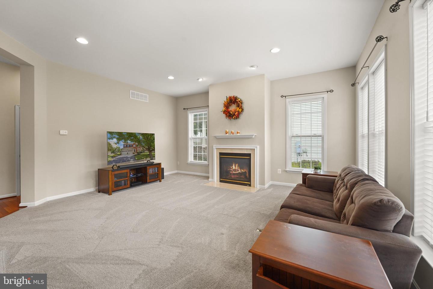 19296 CREEK FIELD CIR, LEESBURG, Virginia 20176, 4 Bedrooms Bedrooms, ,4 BathroomsBathrooms,Residential,For sale,19296 CREEK FIELD CIR,VALO2105796 MLS # VALO2105796 19296 CREEK FIELD CIR, LEESBURG, Virginia 20176, 4 Bedrooms Bedrooms, ,4 BathroomsBathrooms,Residential,For sale,19296 CREEK FIELD CIR,VALO2105796 MLS # VALO2105796