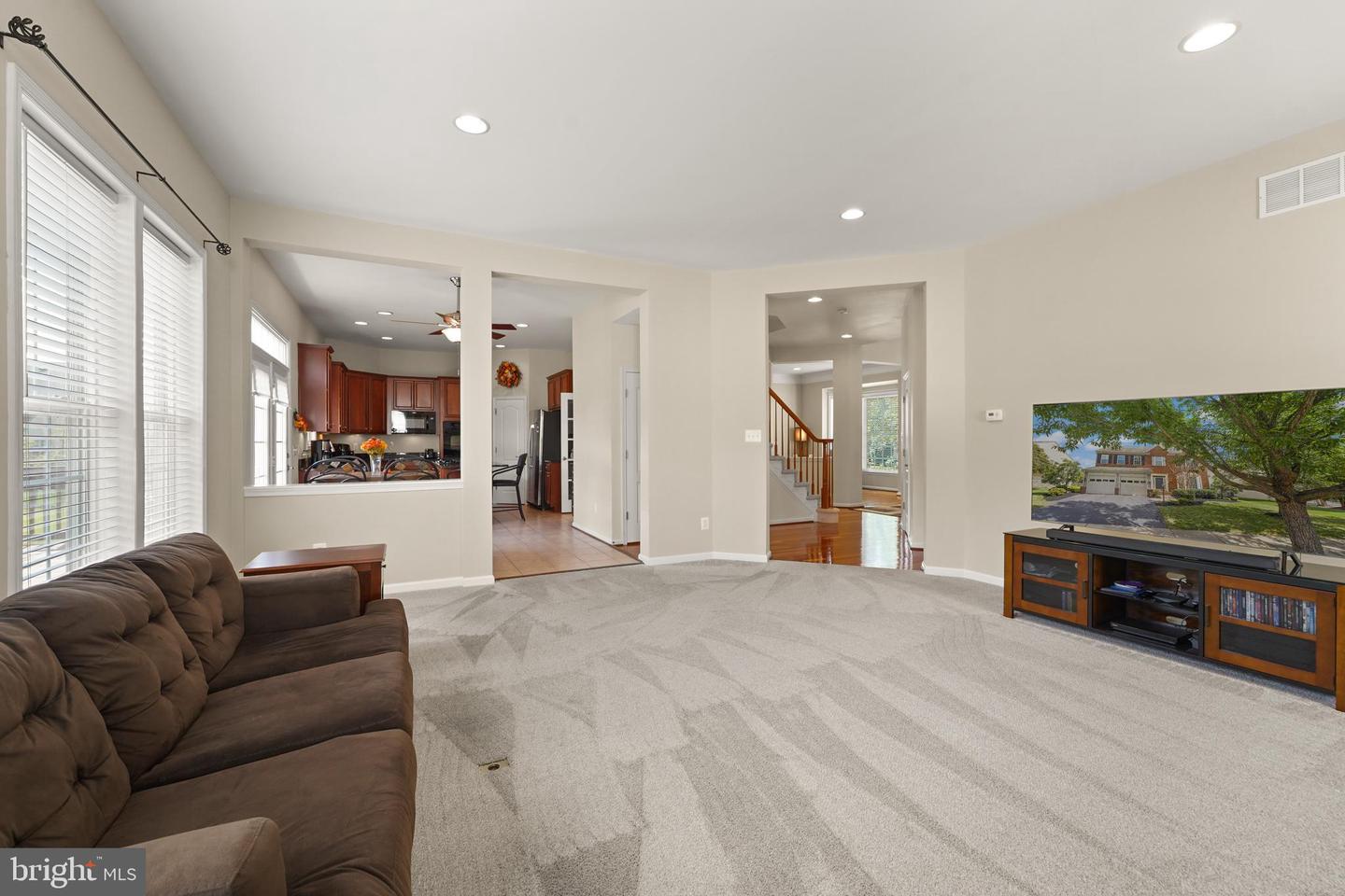 19296 CREEK FIELD CIR, LEESBURG, Virginia 20176, 4 Bedrooms Bedrooms, ,4 BathroomsBathrooms,Residential,For sale,19296 CREEK FIELD CIR,VALO2105796 MLS # VALO2105796 19296 CREEK FIELD CIR, LEESBURG, Virginia 20176, 4 Bedrooms Bedrooms, ,4 BathroomsBathrooms,Residential,For sale,19296 CREEK FIELD CIR,VALO2105796 MLS # VALO2105796