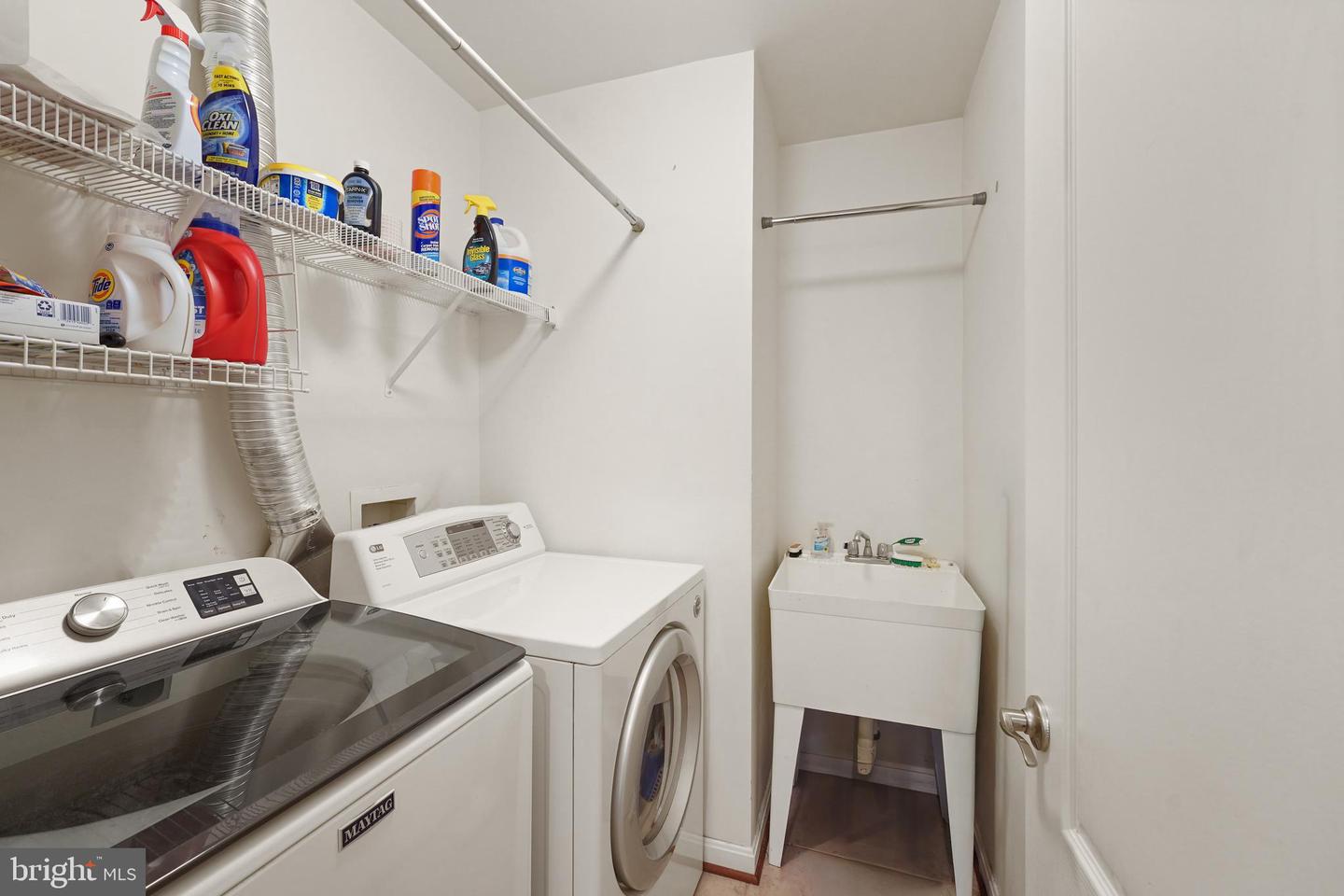 19296 CREEK FIELD CIR, LEESBURG, Virginia 20176, 4 Bedrooms Bedrooms, ,4 BathroomsBathrooms,Residential,For sale,19296 CREEK FIELD CIR,VALO2105796 MLS # VALO2105796 19296 CREEK FIELD CIR, LEESBURG, Virginia 20176, 4 Bedrooms Bedrooms, ,4 BathroomsBathrooms,Residential,For sale,19296 CREEK FIELD CIR,VALO2105796 MLS # VALO2105796