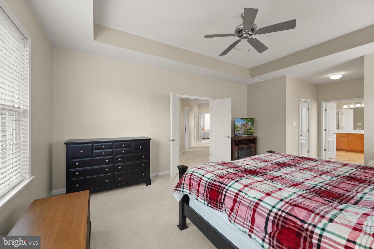 19296 CREEK FIELD CIR, LEESBURG, Virginia 20176, 4 Bedrooms Bedrooms, ,4 BathroomsBathrooms,Residential,For sale,19296 CREEK FIELD CIR,VALO2105796 MLS # VALO2105796 19296 CREEK FIELD CIR, LEESBURG, Virginia 20176, 4 Bedrooms Bedrooms, ,4 BathroomsBathrooms,Residential,For sale,19296 CREEK FIELD CIR,VALO2105796 MLS # VALO2105796