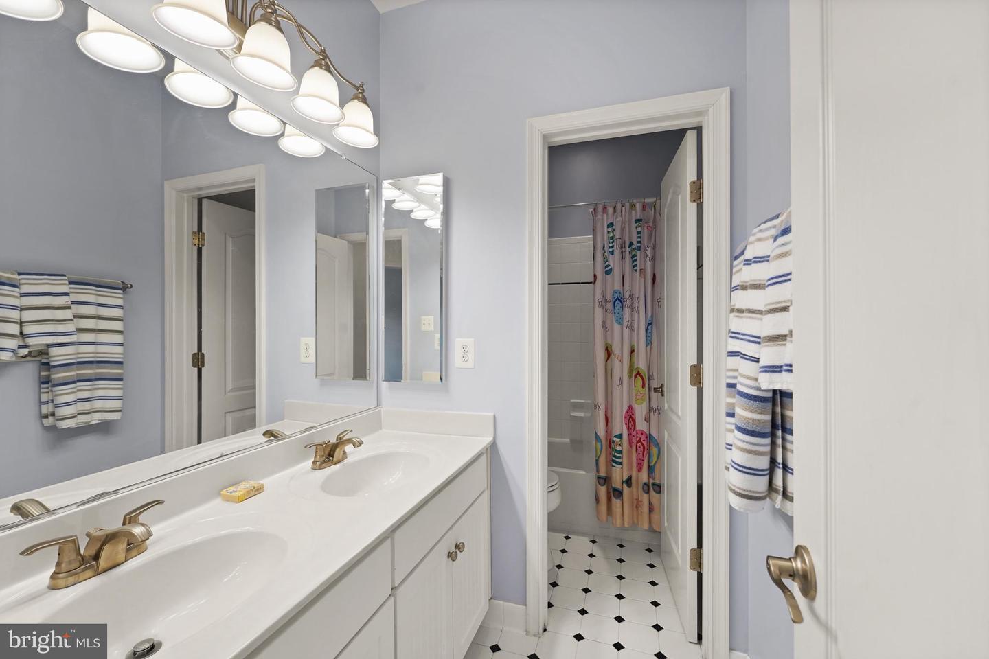 19296 CREEK FIELD CIR, LEESBURG, Virginia 20176, 4 Bedrooms Bedrooms, ,4 BathroomsBathrooms,Residential,For sale,19296 CREEK FIELD CIR,VALO2105796 MLS # VALO2105796 19296 CREEK FIELD CIR, LEESBURG, Virginia 20176, 4 Bedrooms Bedrooms, ,4 BathroomsBathrooms,Residential,For sale,19296 CREEK FIELD CIR,VALO2105796 MLS # VALO2105796