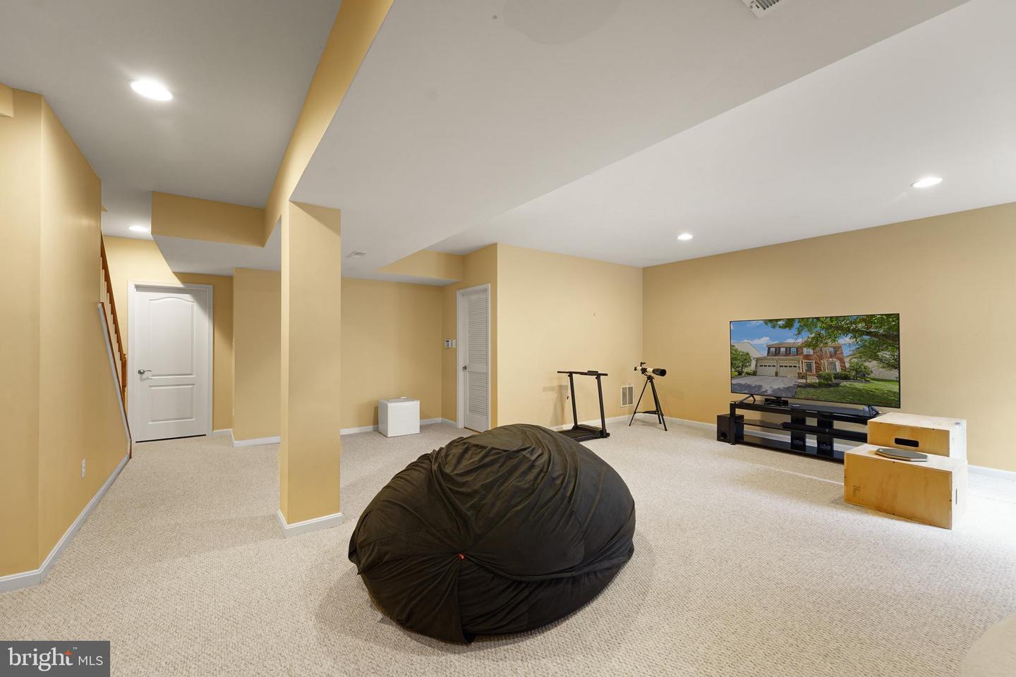 19296 CREEK FIELD CIR, LEESBURG, Virginia 20176, 4 Bedrooms Bedrooms, ,4 BathroomsBathrooms,Residential,For sale,19296 CREEK FIELD CIR,VALO2105796 MLS # VALO2105796 19296 CREEK FIELD CIR, LEESBURG, Virginia 20176, 4 Bedrooms Bedrooms, ,4 BathroomsBathrooms,Residential,For sale,19296 CREEK FIELD CIR,VALO2105796 MLS # VALO2105796