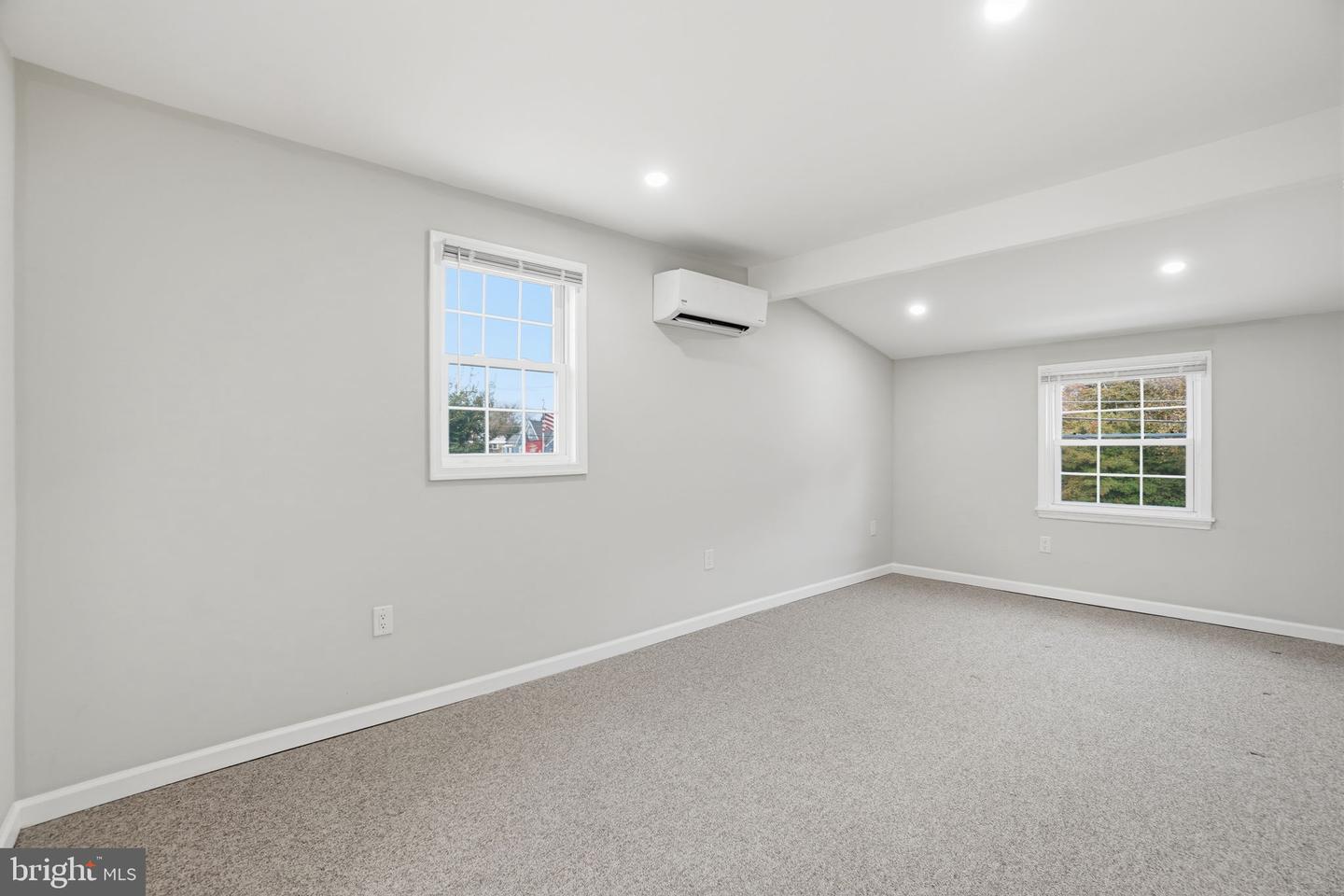 3421 MEMORIAL ST, ALEXANDRIA, Virginia 22306, 3 Bedrooms Bedrooms, ,2 BathroomsBathrooms,Residential,For sale,3421 MEMORIAL ST,VAFX2264914 MLS # VAFX2264914