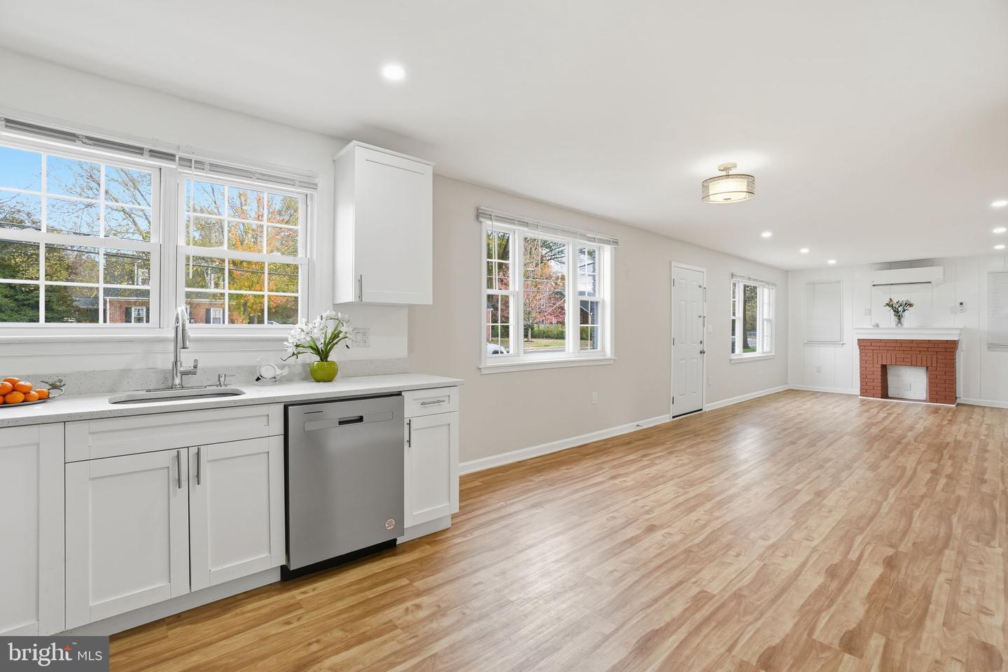 3421 MEMORIAL ST, ALEXANDRIA, Virginia 22306, 3 Bedrooms Bedrooms, ,2 BathroomsBathrooms,Residential,For sale,3421 MEMORIAL ST,VAFX2264914 MLS # VAFX2264914