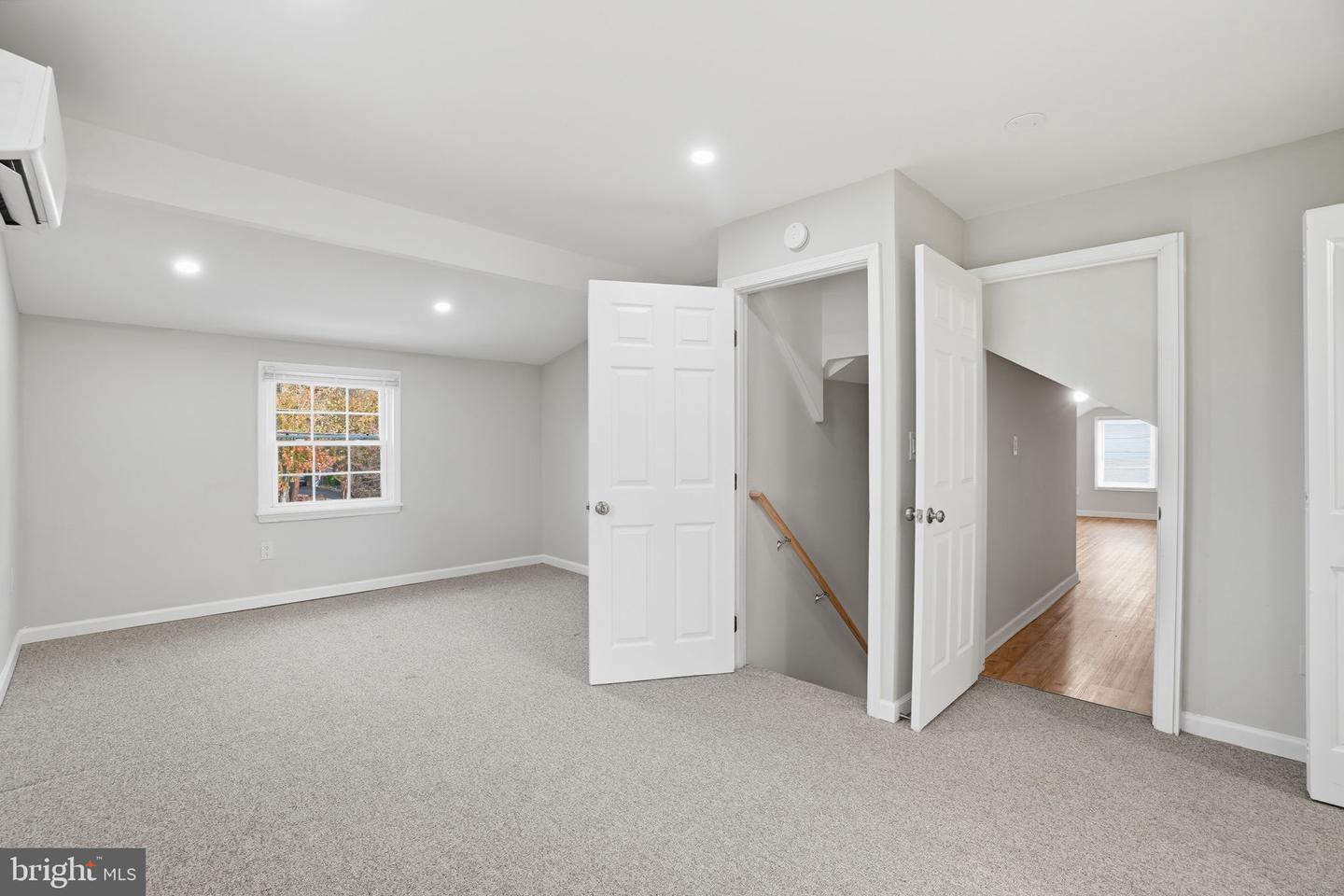 3421 MEMORIAL ST, ALEXANDRIA, Virginia 22306, 3 Bedrooms Bedrooms, ,2 BathroomsBathrooms,Residential,For sale,3421 MEMORIAL ST,VAFX2264914 MLS # VAFX2264914