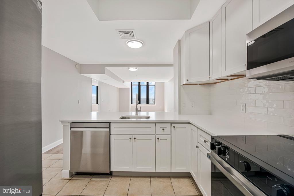 400 MASSACHUSETTS AVE NW #1322, WASHINGTON, District Of Columbia 20001, 1 Bedroom Bedrooms, ,1 BathroomBathrooms,Residential,For sale,400 MASSACHUSETTS AVE NW #1322,DCDC2221884 MLS # DCDC2221884