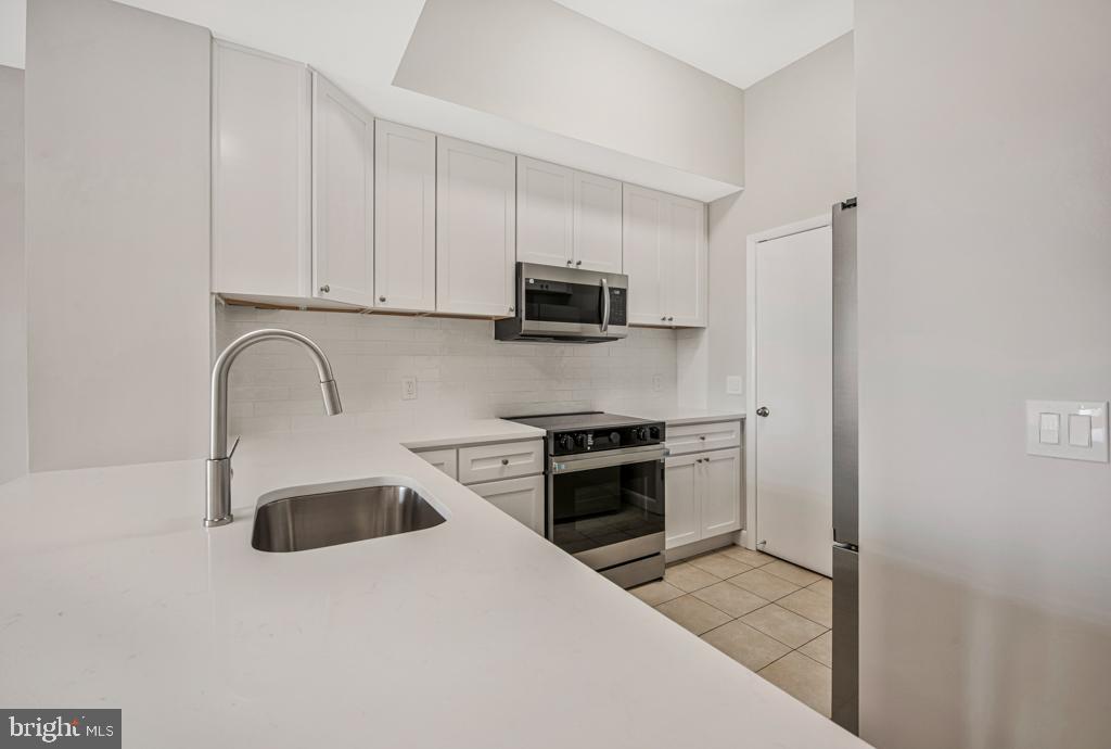 400 MASSACHUSETTS AVE NW #1322, WASHINGTON, District Of Columbia 20001, 1 Bedroom Bedrooms, ,1 BathroomBathrooms,Residential,For sale,400 MASSACHUSETTS AVE NW #1322,DCDC2221884 MLS # DCDC2221884