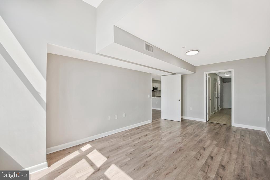 400 MASSACHUSETTS AVE NW #1322, WASHINGTON, District Of Columbia 20001, 1 Bedroom Bedrooms, ,1 BathroomBathrooms,Residential,For sale,400 MASSACHUSETTS AVE NW #1322,DCDC2221884 MLS # DCDC2221884